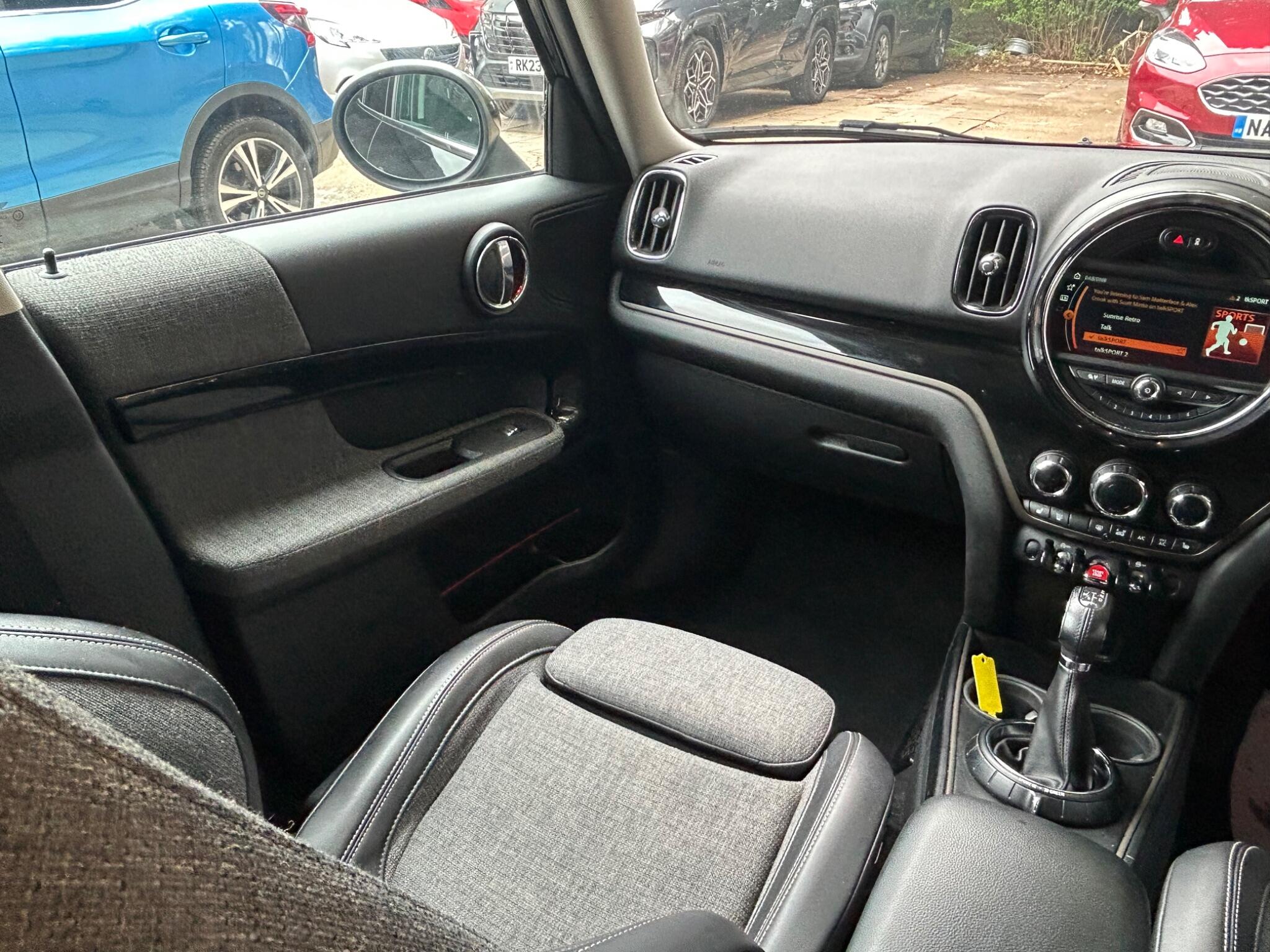 Mini Countryman view 27