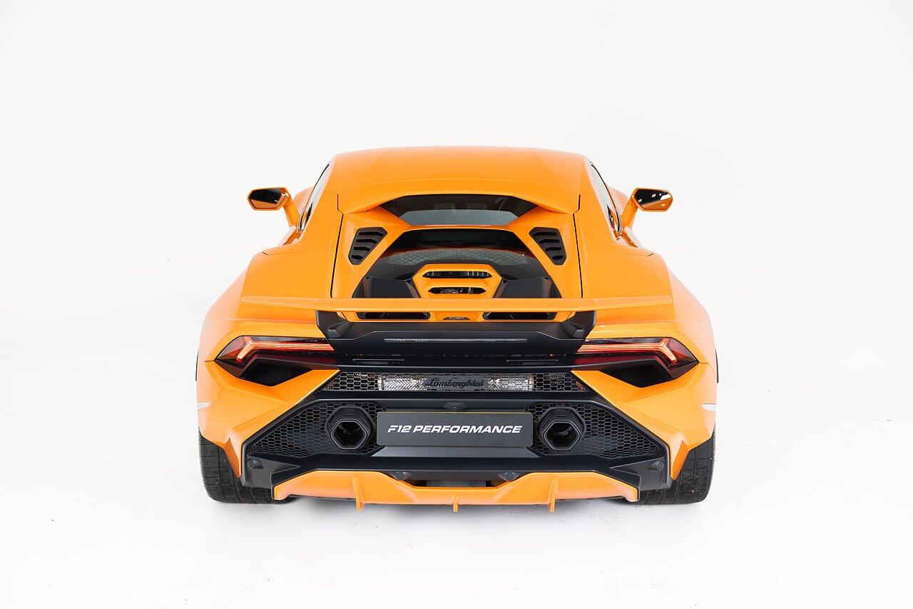 Lamborghini Huracan view 14