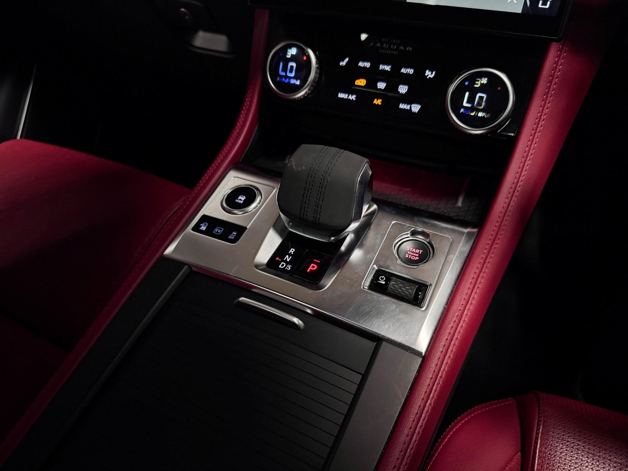 Jaguar F-Pace view 32