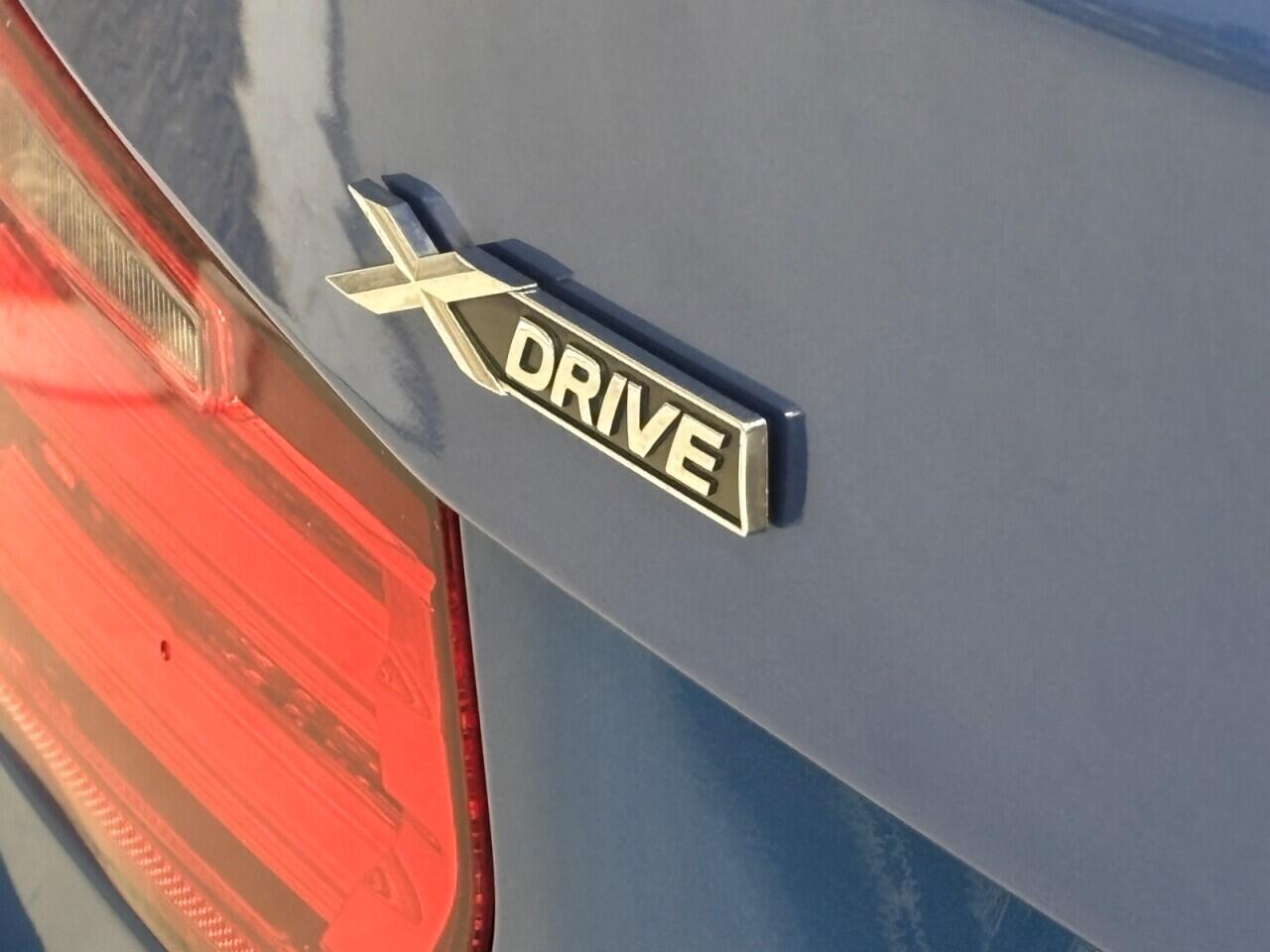 BMW 3 Series view 56