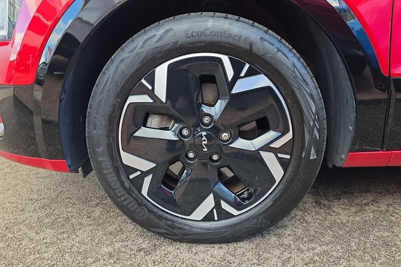 Kia Niro view 38