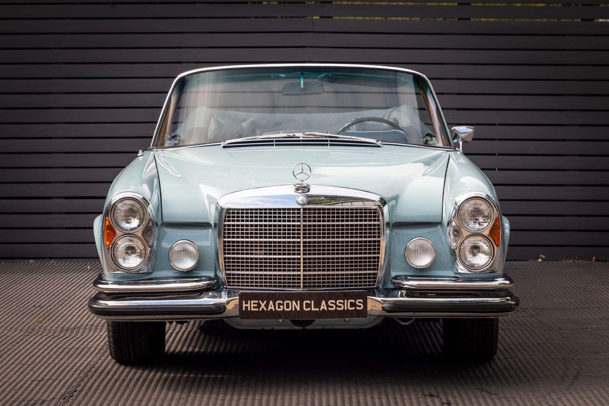 Mercedes-Benz 280 view 3