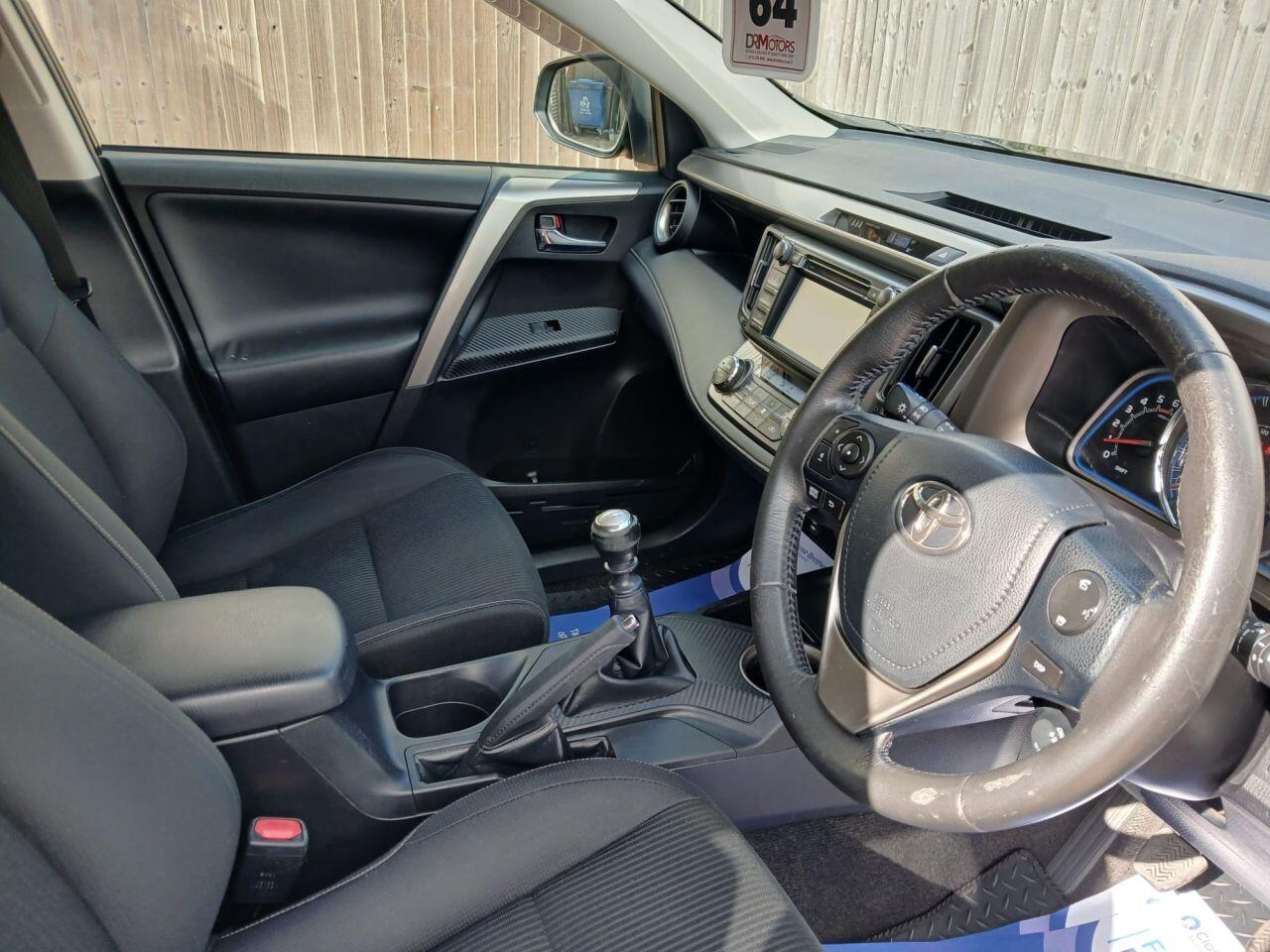 Toyota RAV4 view 24