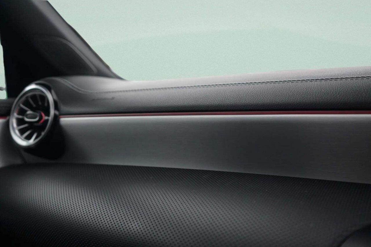 Mercedes-Benz Cla view 46