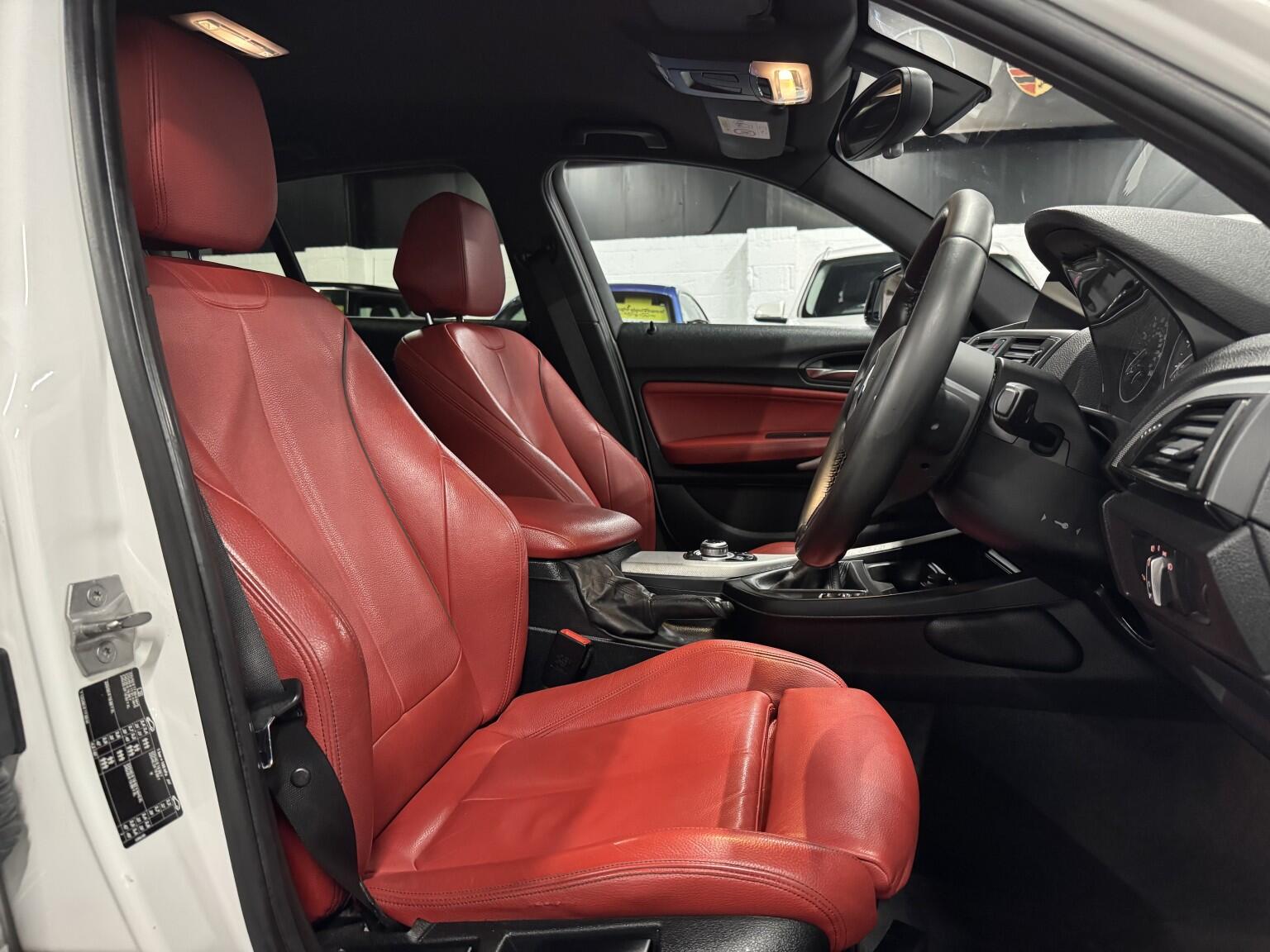 BMW 1 Series view 17