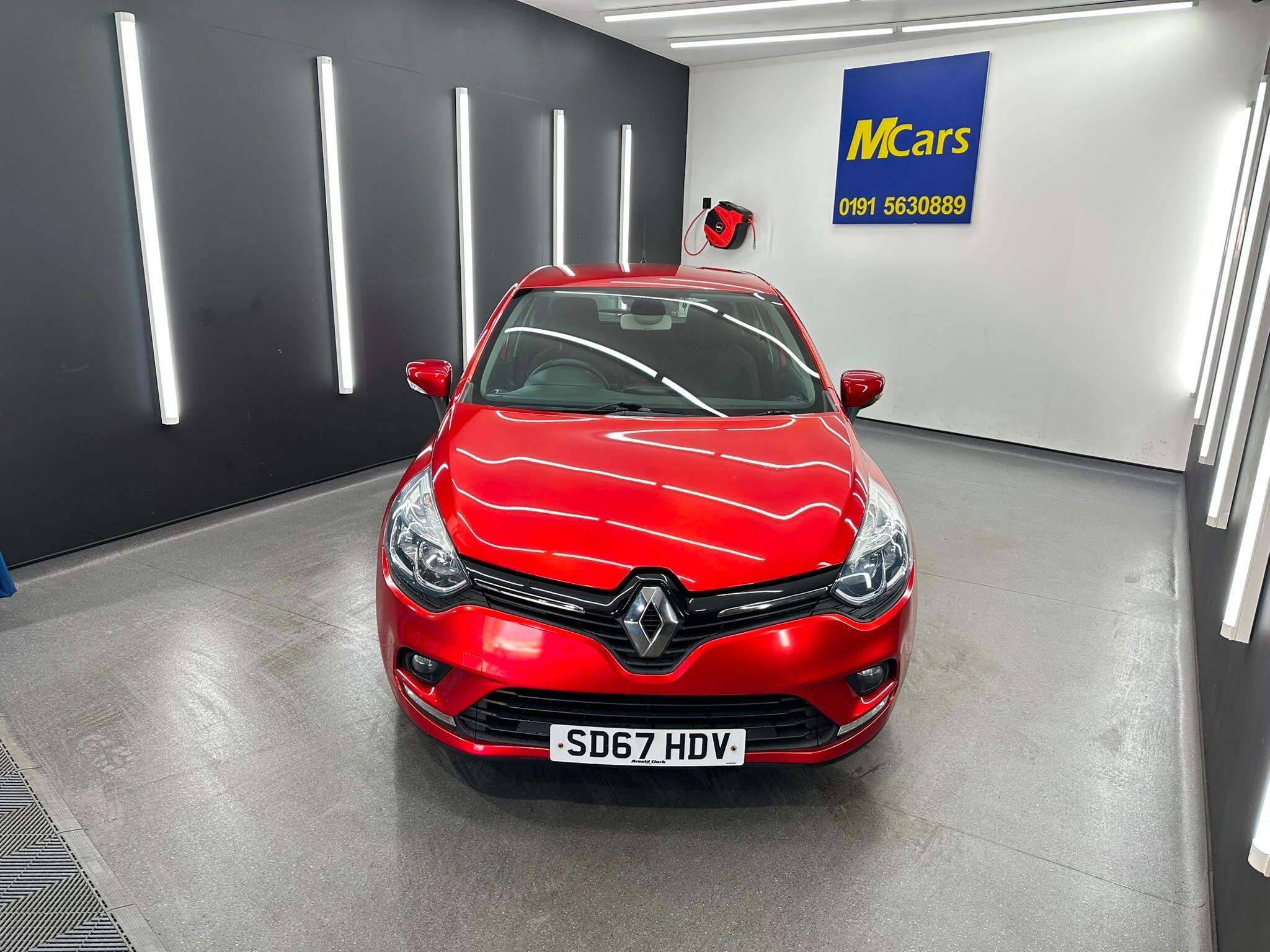 Renault Clio view 6