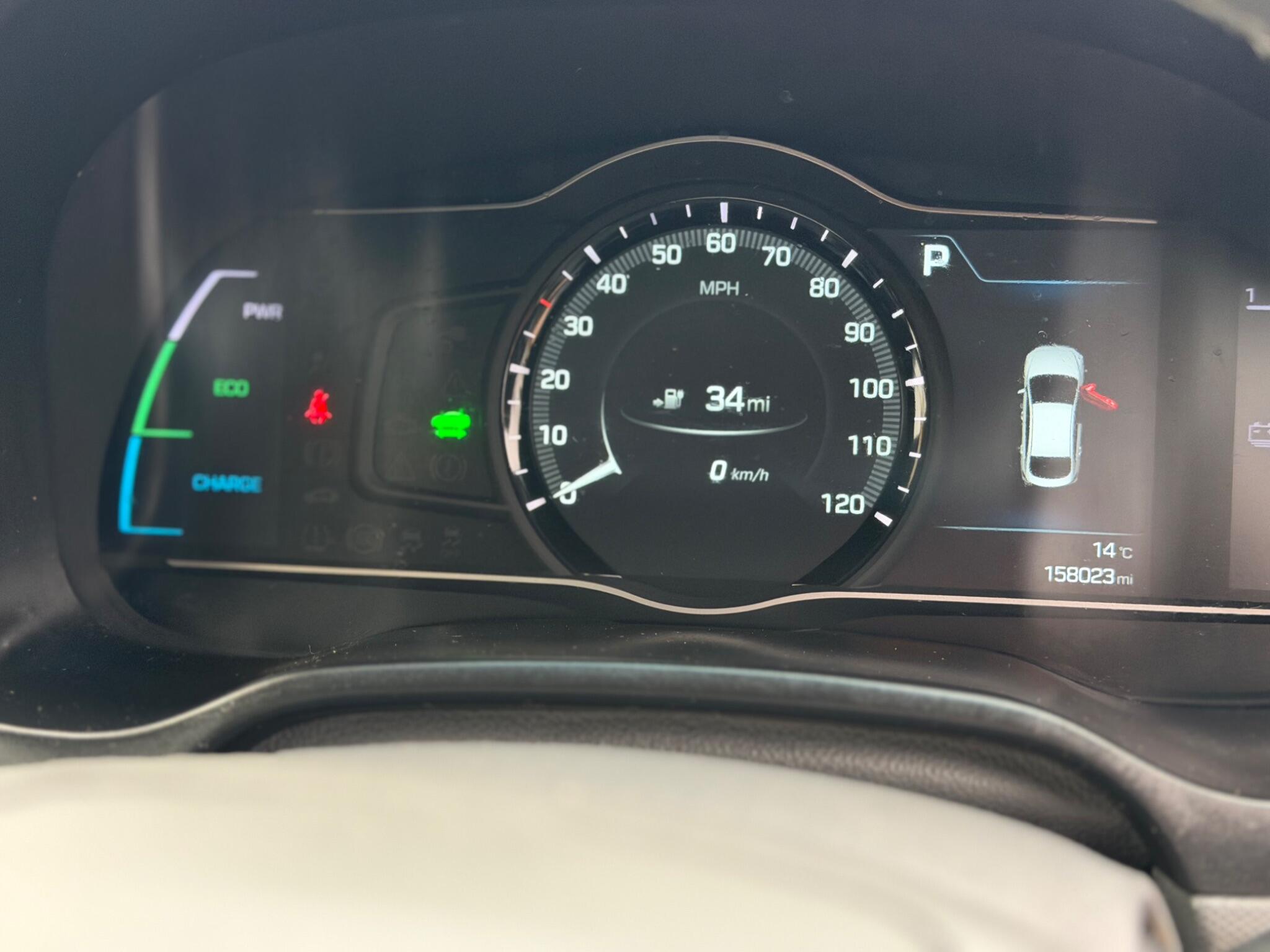 2018 Hyundai IONIQ 28kWh Premium Auto 5dr image 26