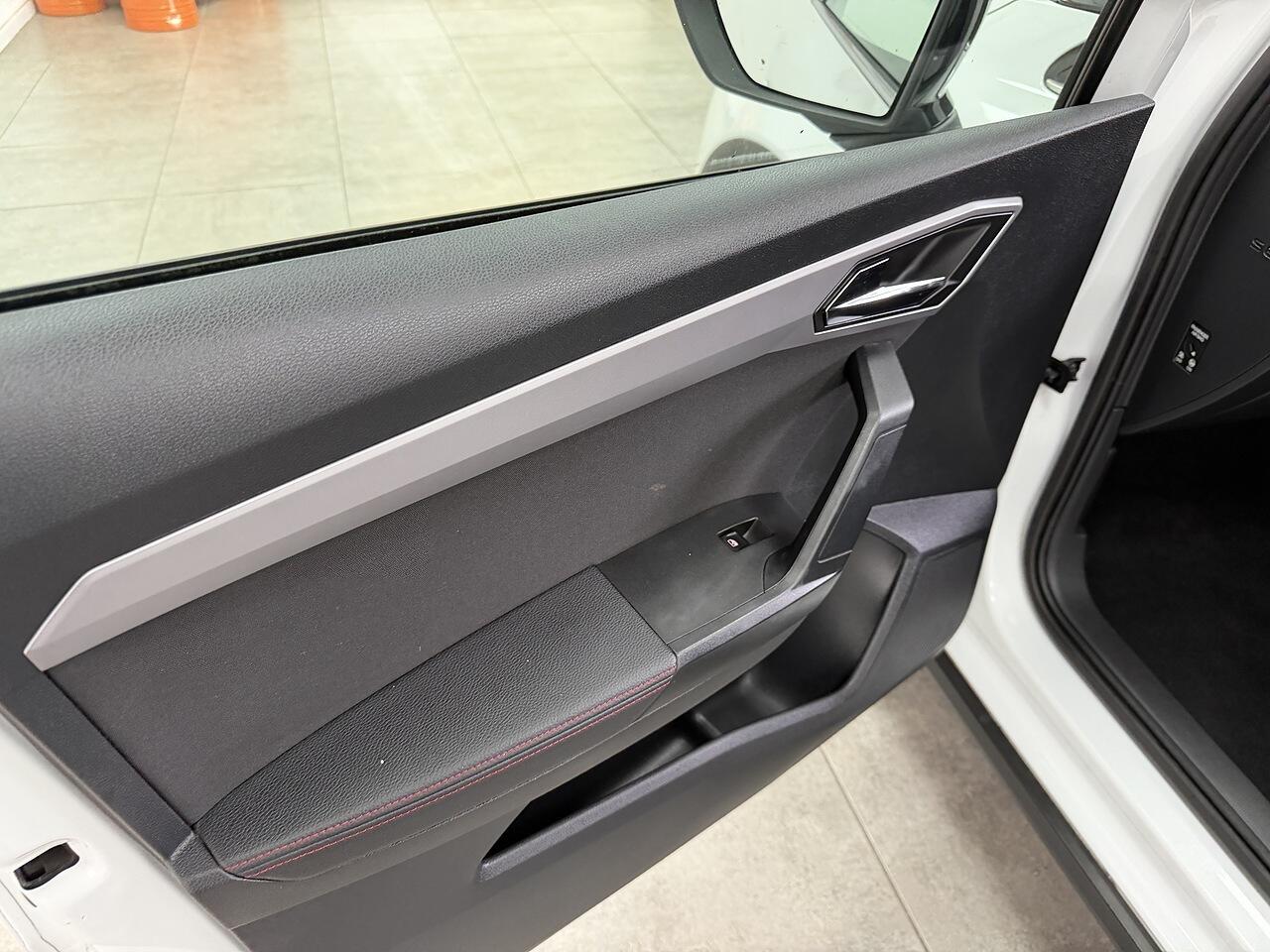 Seat Arona view 22