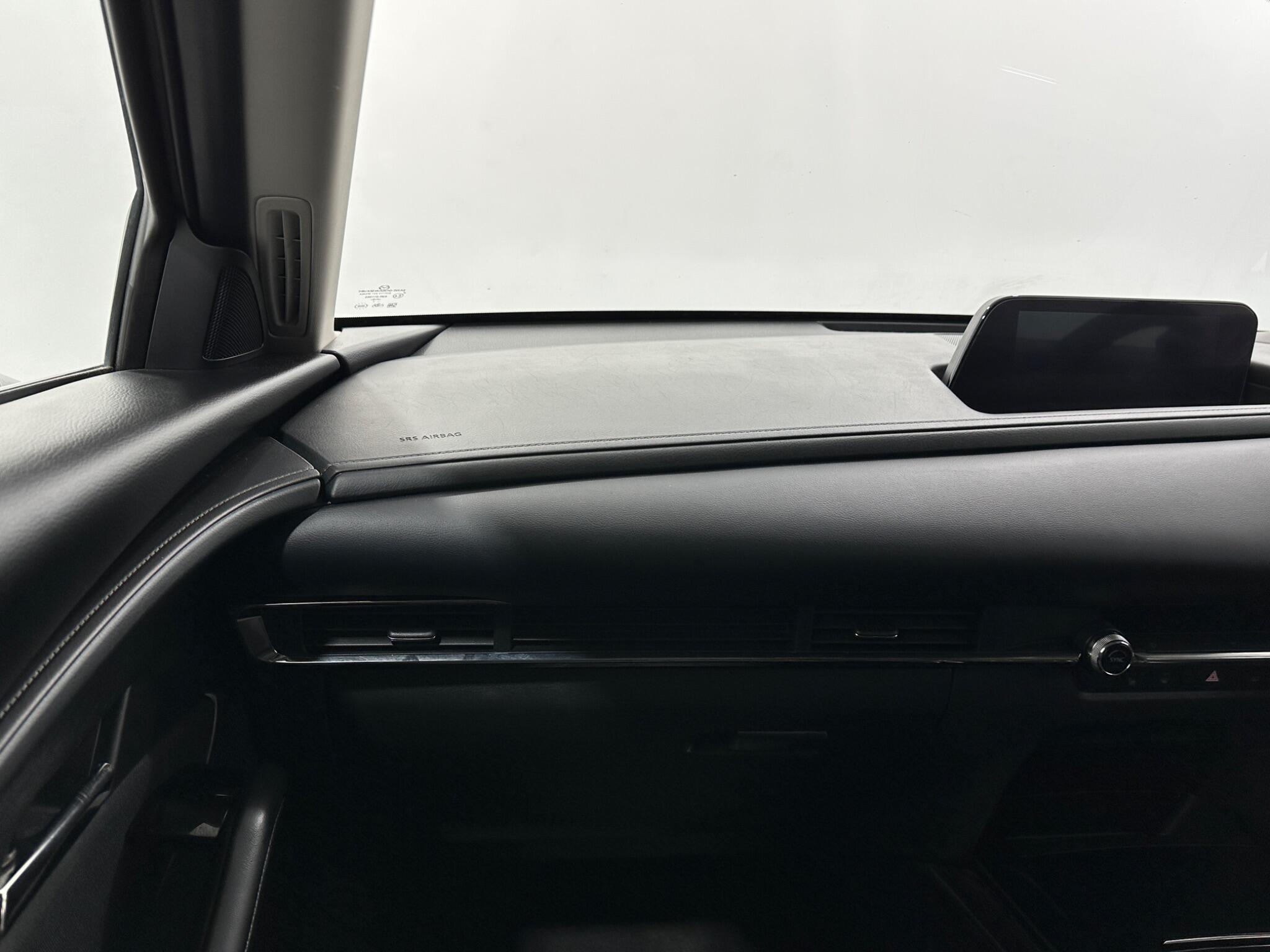 Mazda CX-30 view 27