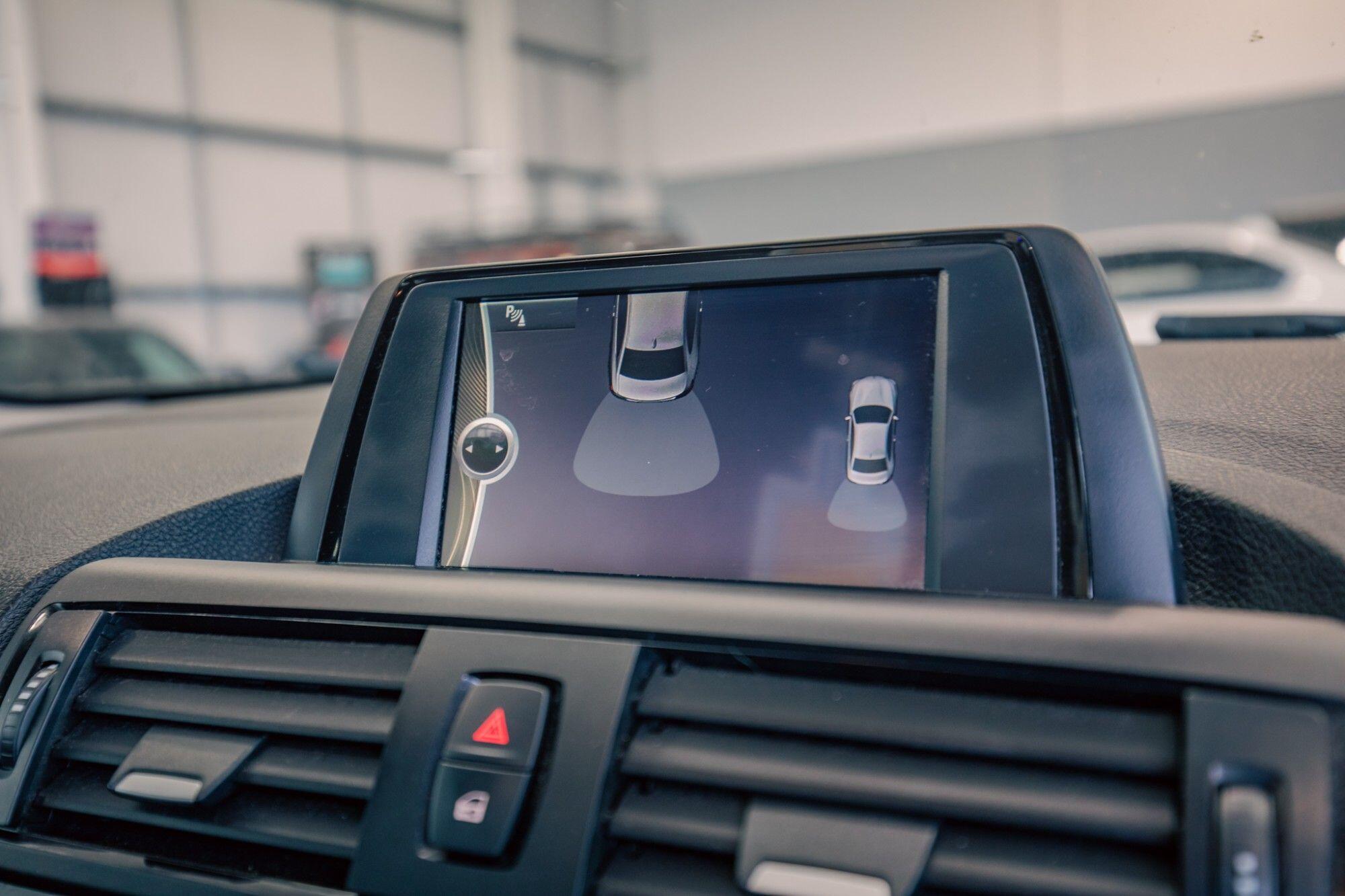 BMW 2 Series view 19