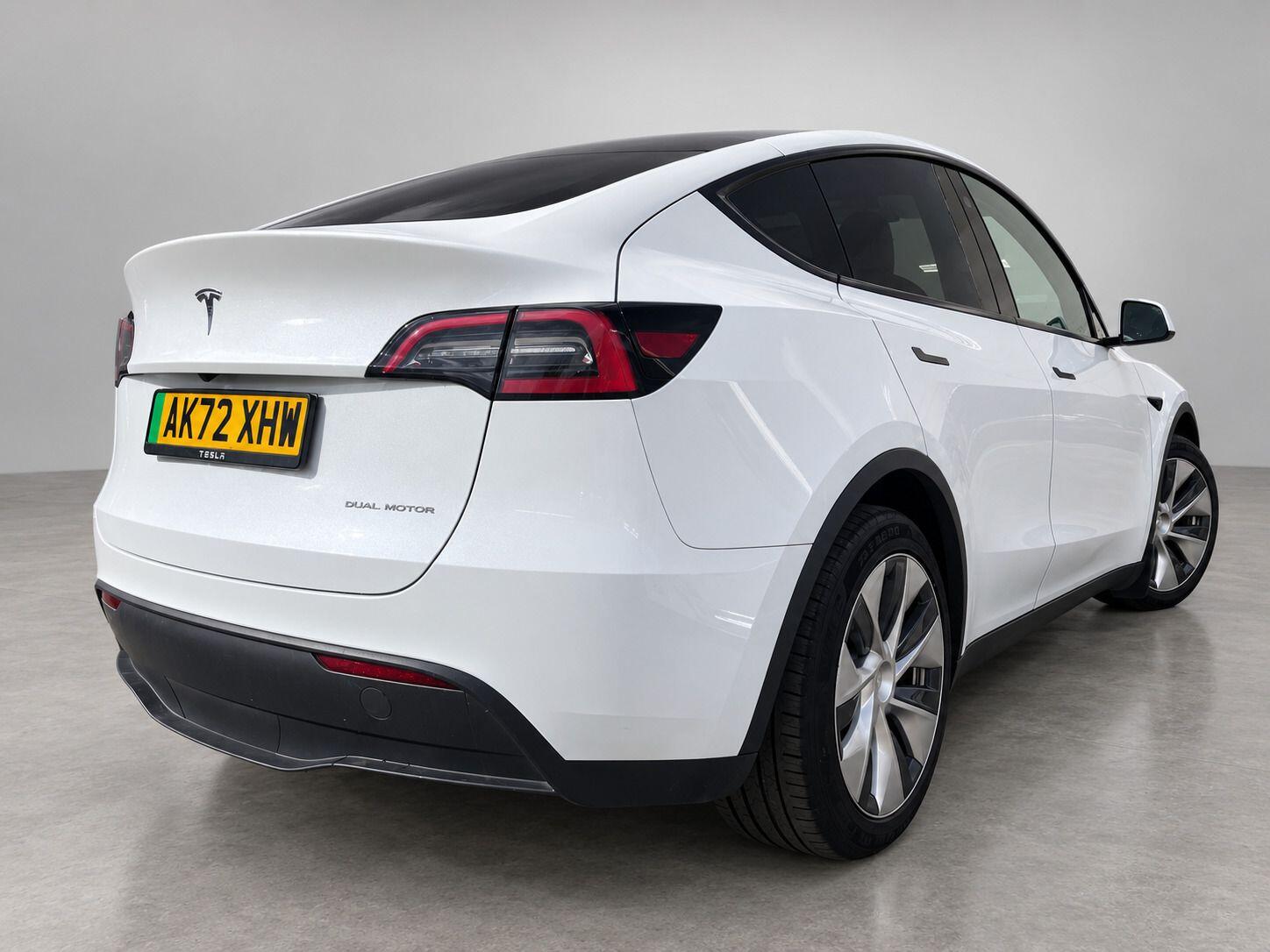 Tesla Model Y view 9