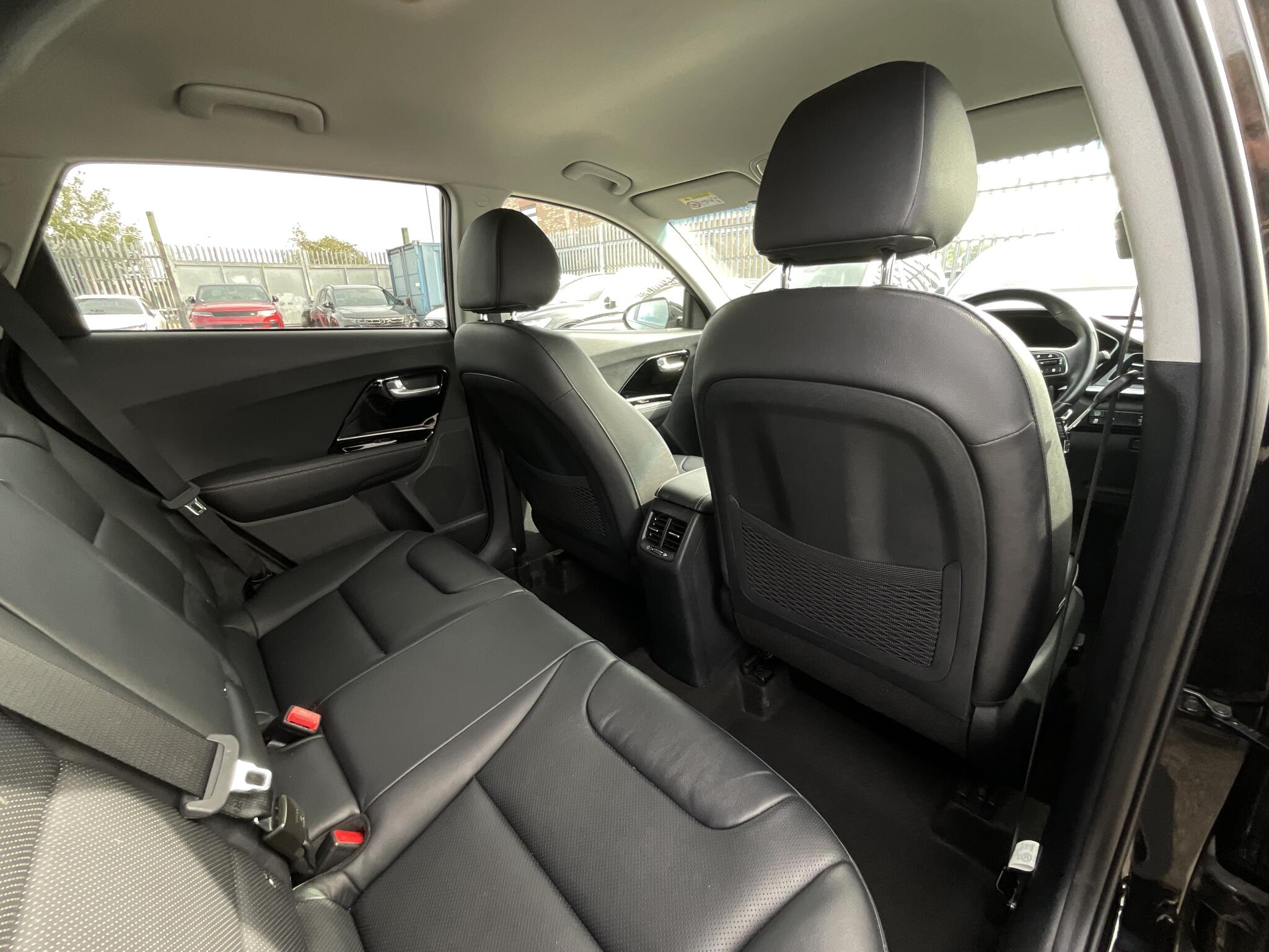 Kia Niro view 10