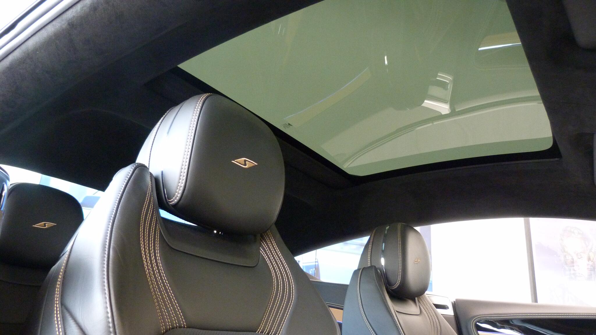 Bentley Continental view 31