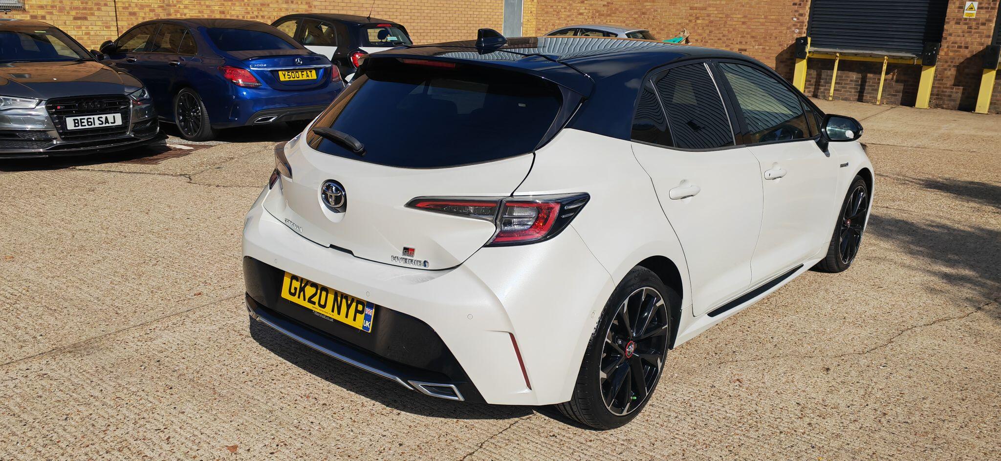 Toyota Corolla view 4