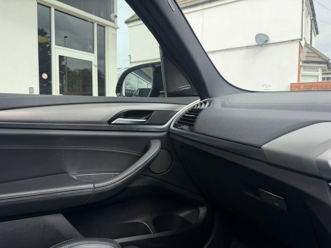 BMW X3 M view 47
