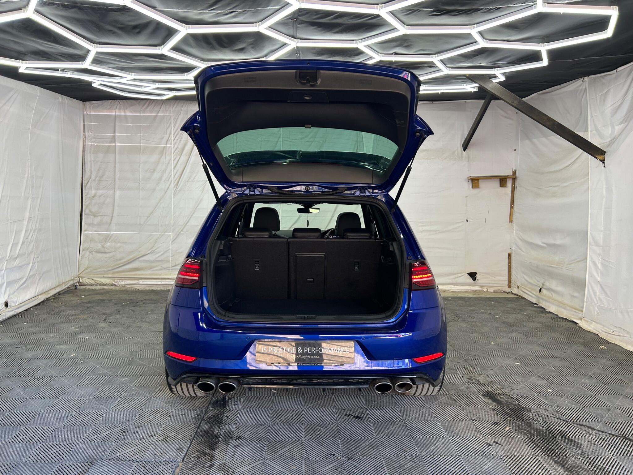 Volkswagen Golf view 40