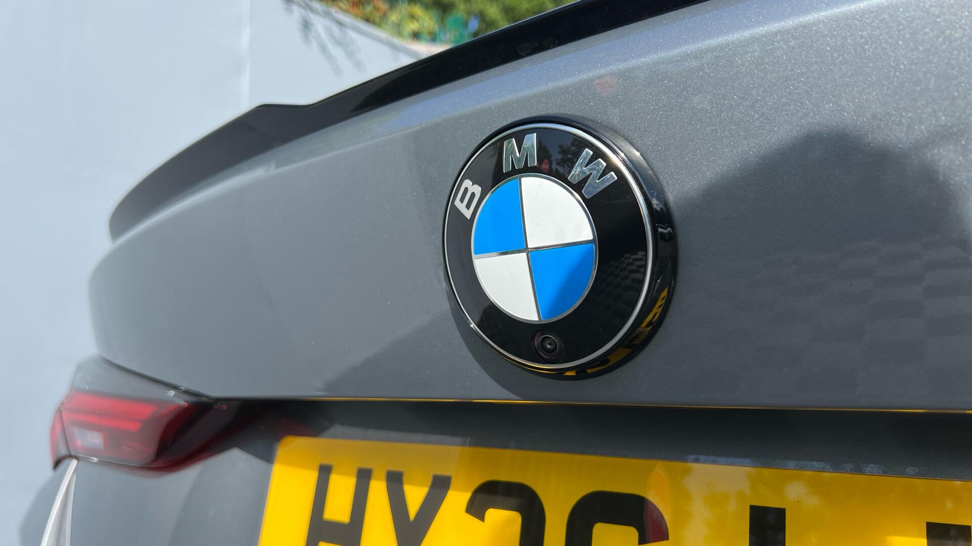 BMW M4 view 32