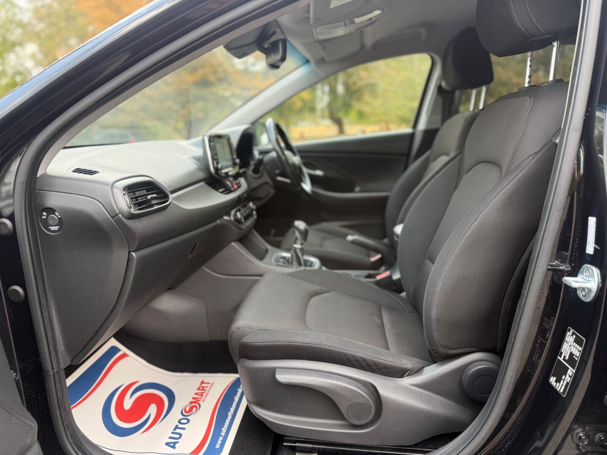 Hyundai i30 view 23