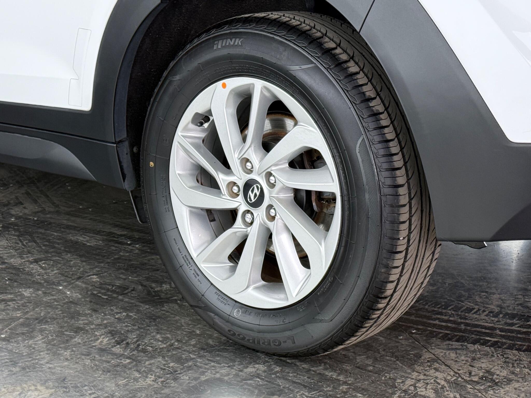 Hyundai Tucson view 11