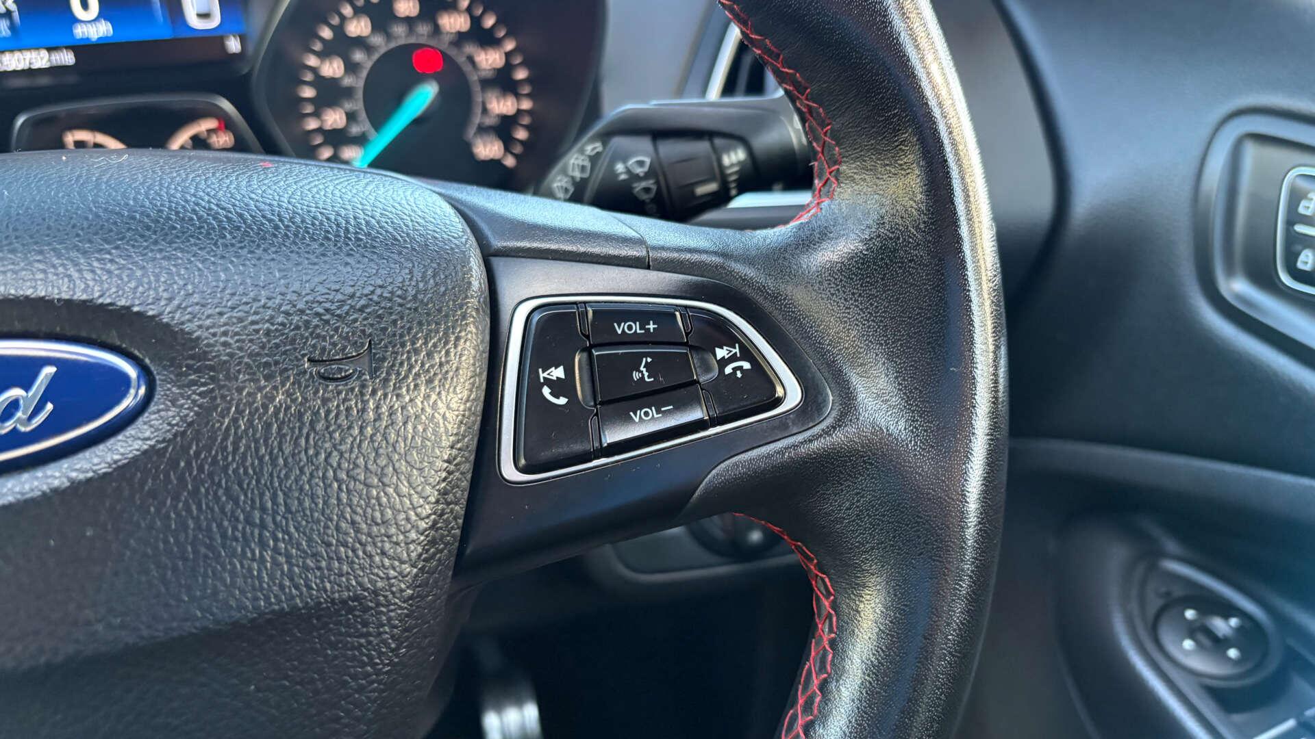 Ford Kuga view 20