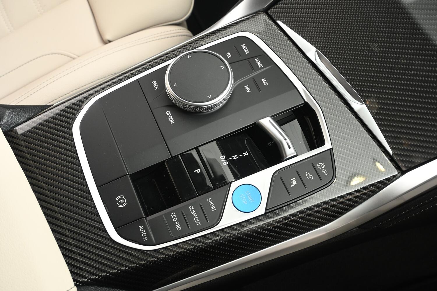 BMW i4 view 20