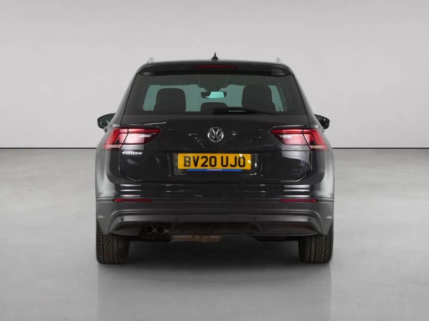 Volkswagen Tiguan view 7