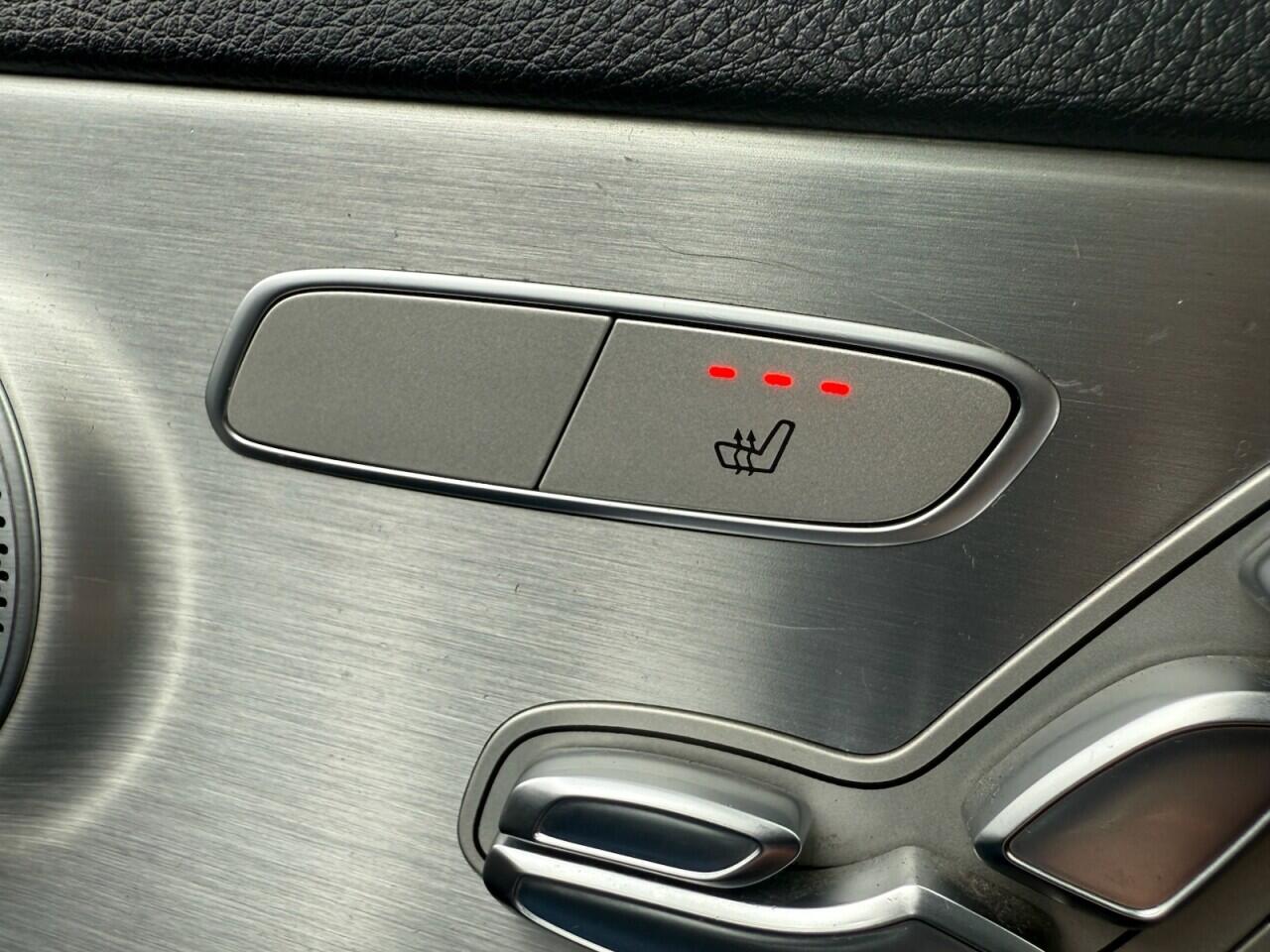 Mercedes-Benz C Class view 39
