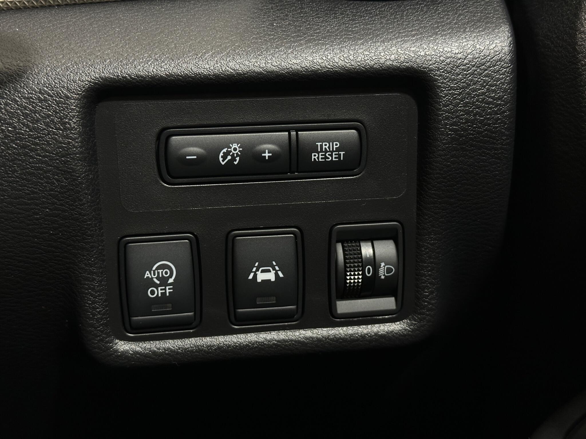 Nissan Micra view 18