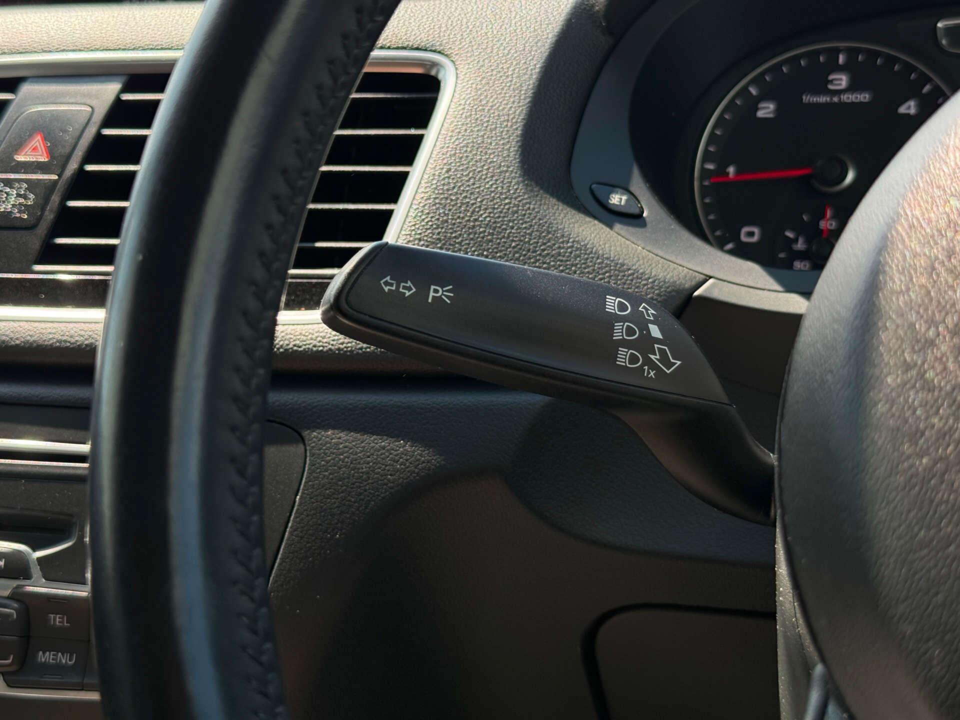 Audi Q3 view 63