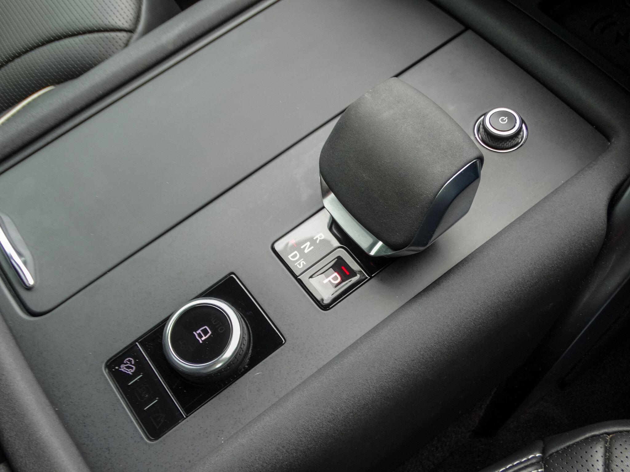 Land Rover Discovery 3 view 38