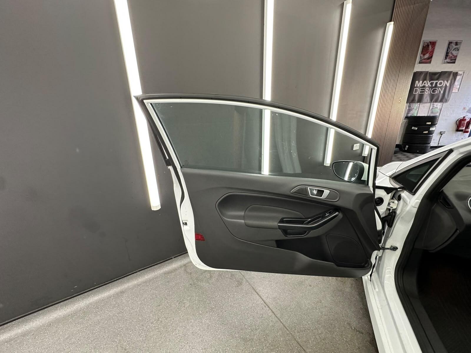 Ford Fiesta view 15
