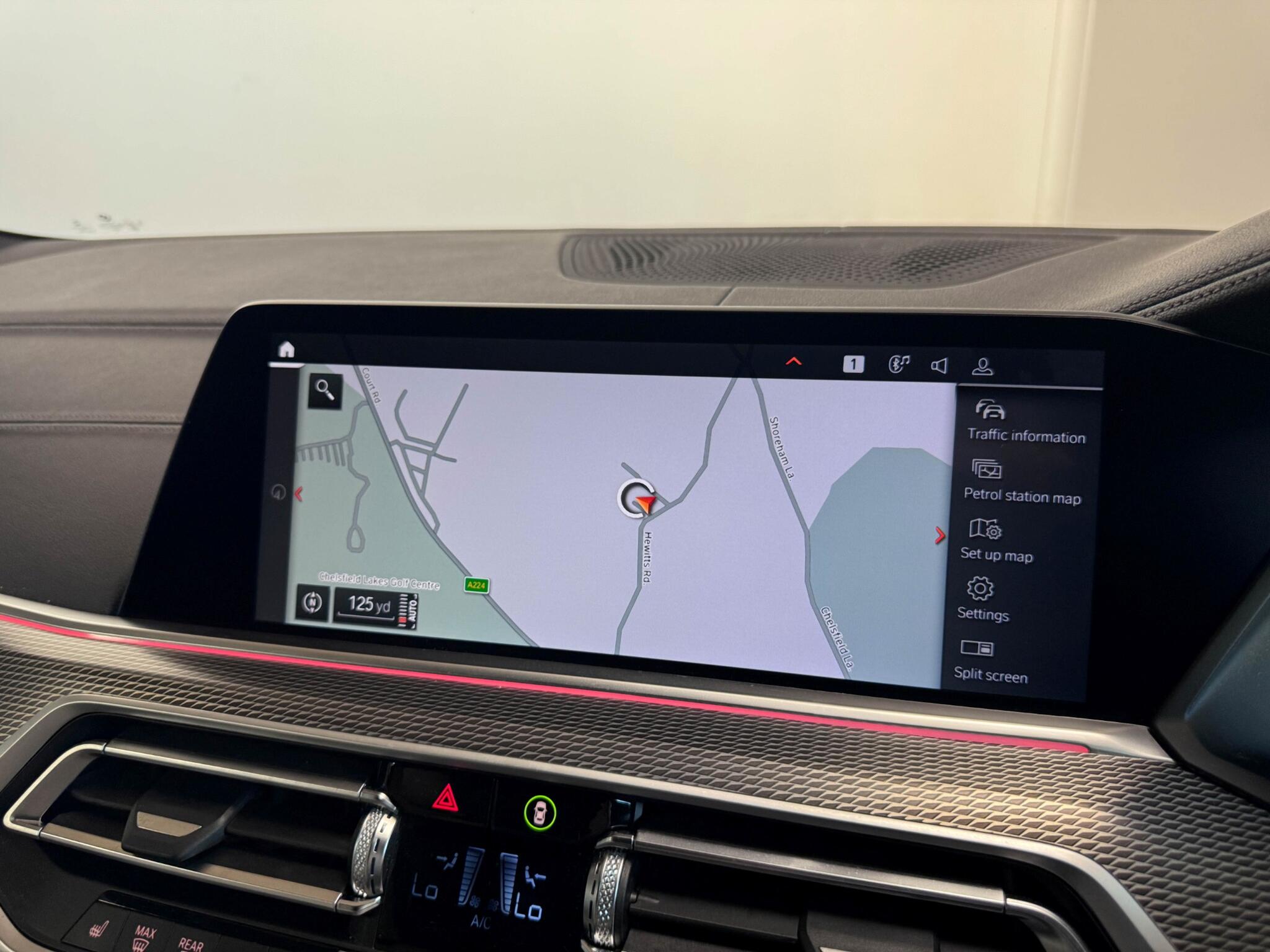 BMW X6 view 43