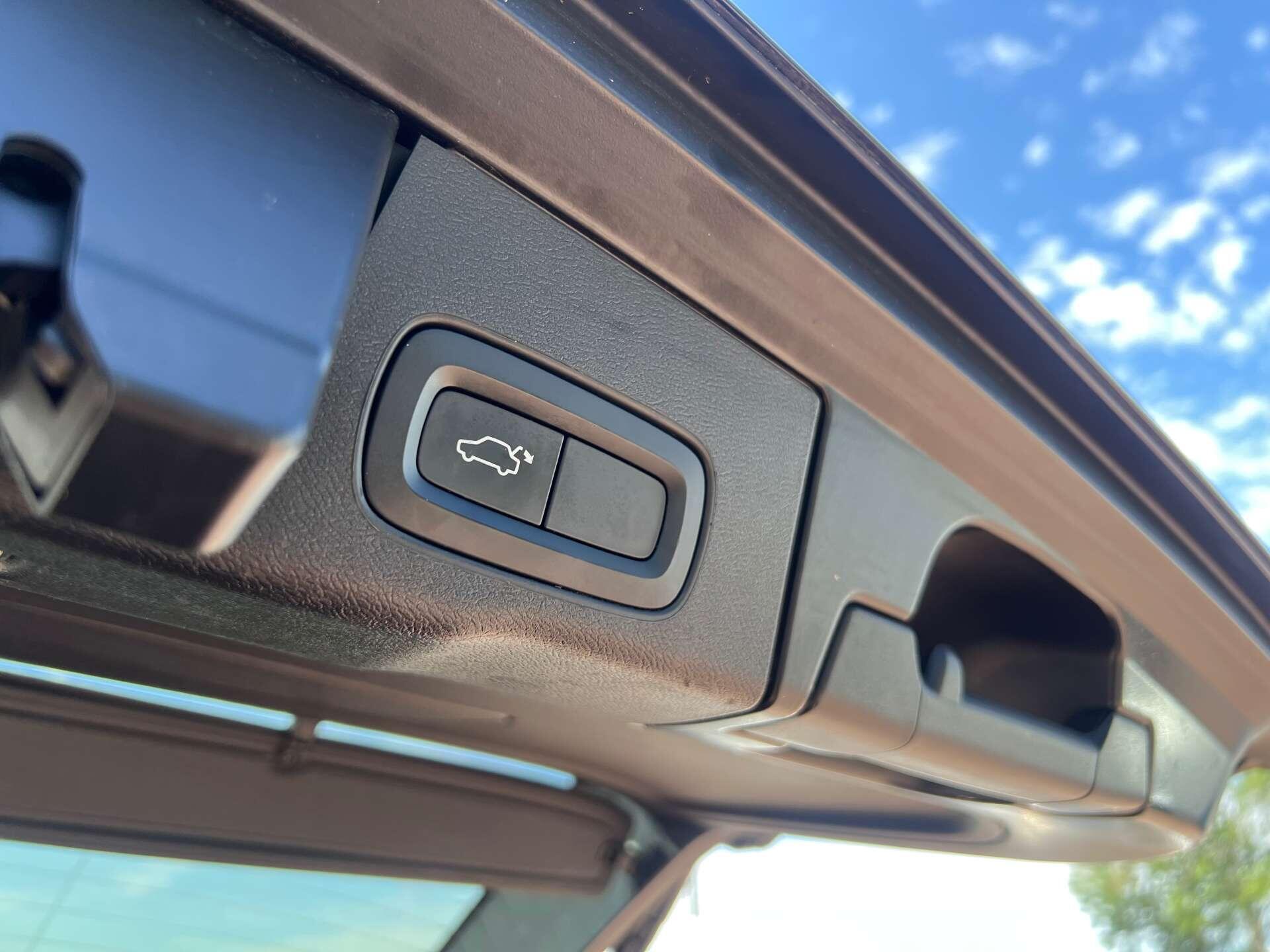 Volvo XC60 view 60