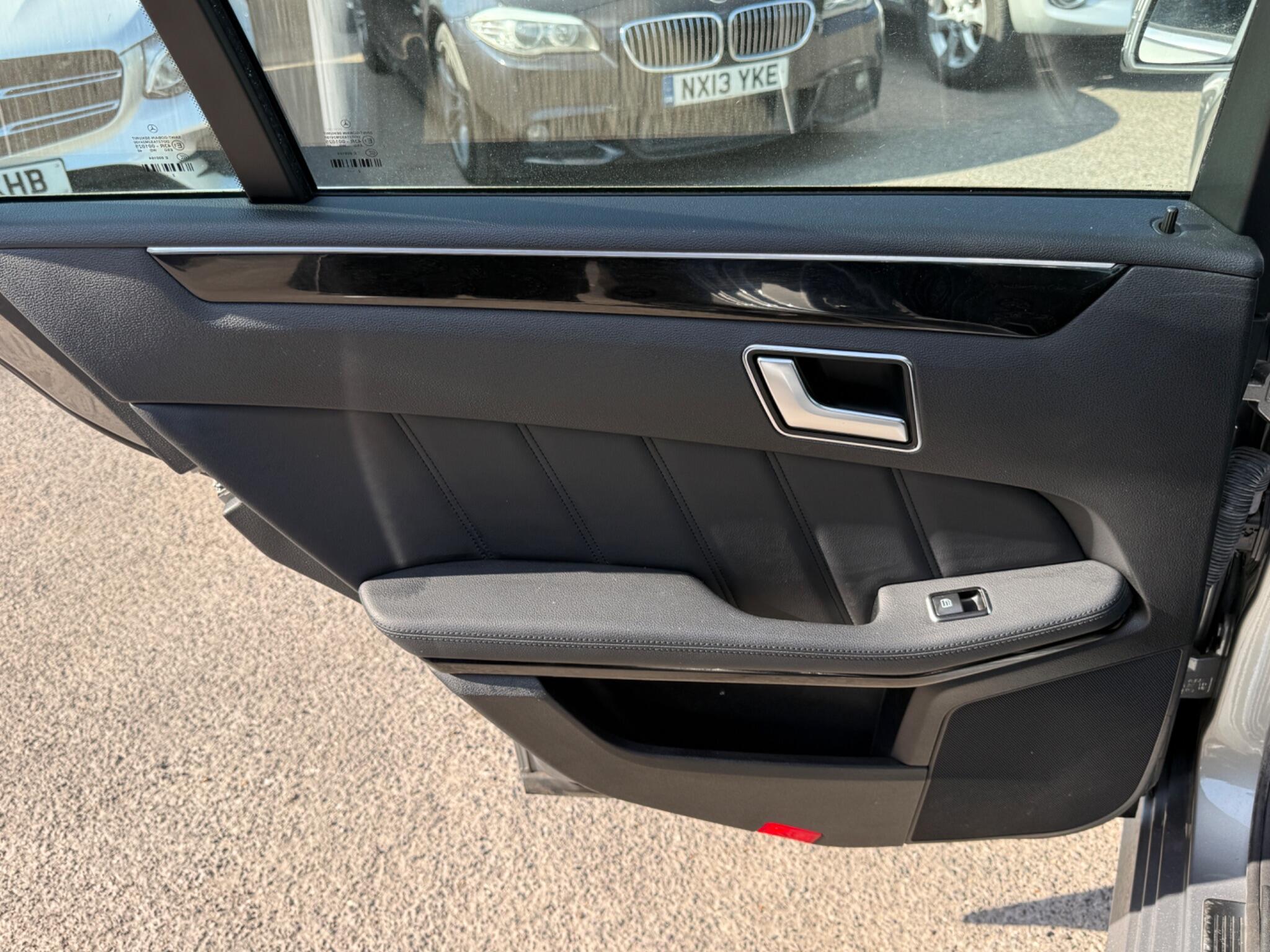 Mercedes-Benz E Class - Image 24