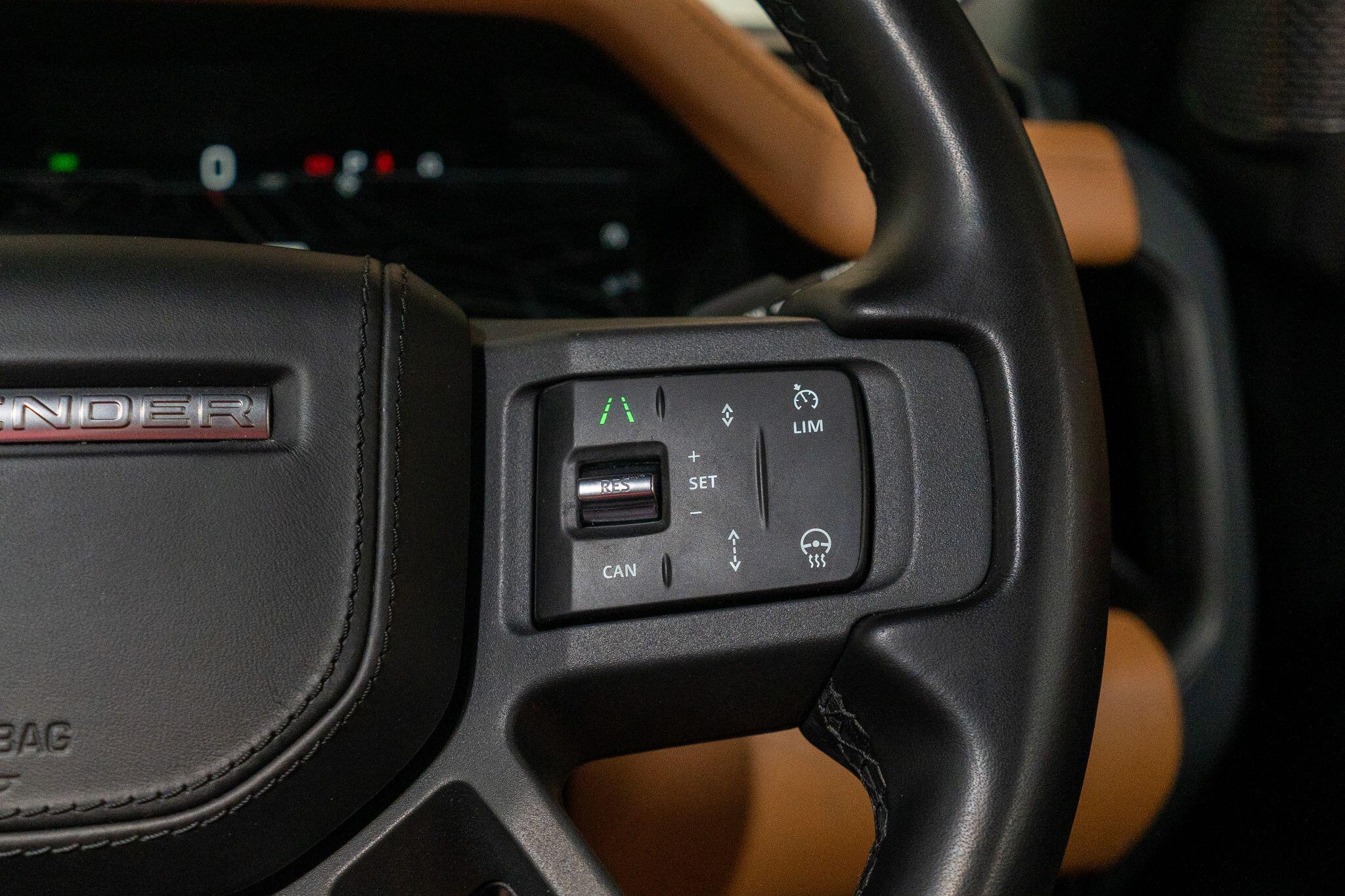 Land Rover Defender view 20