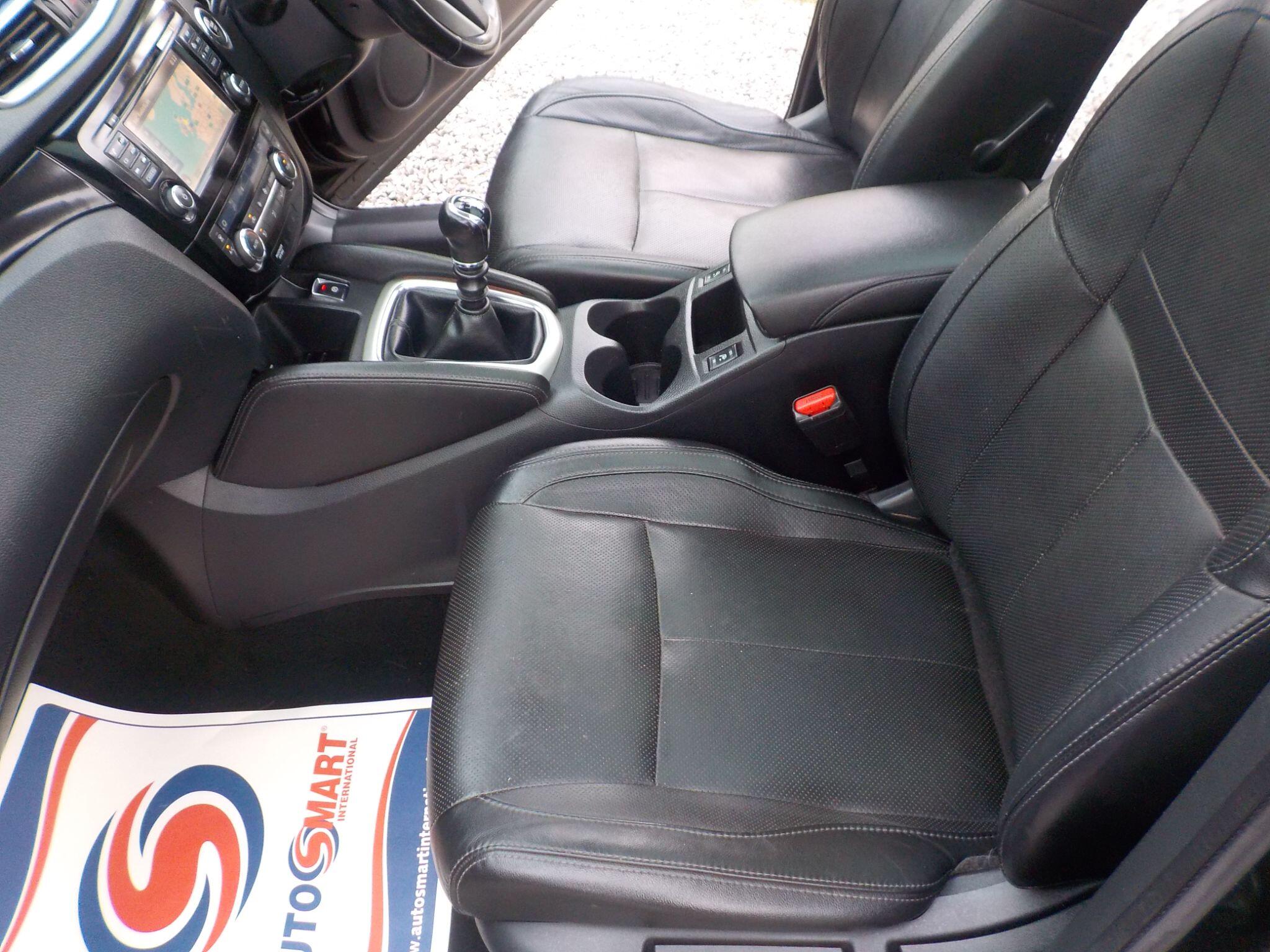Nissan Qashqai 1.5 dCi Tekna 2WD Euro 6 (s/s) 5dr