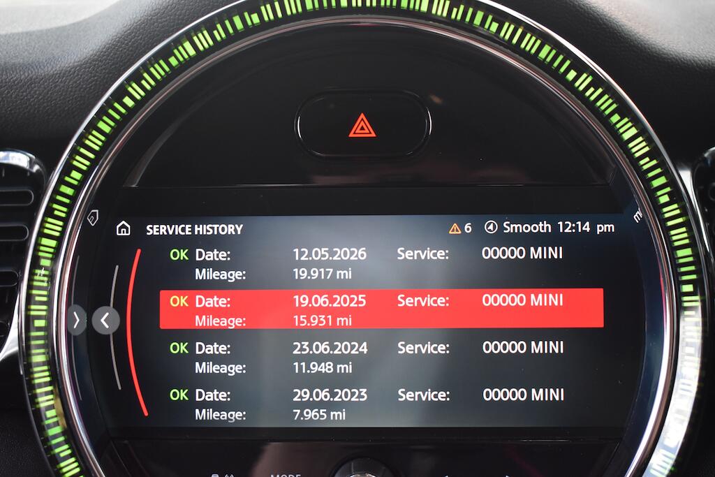 Mini Cooper view 66