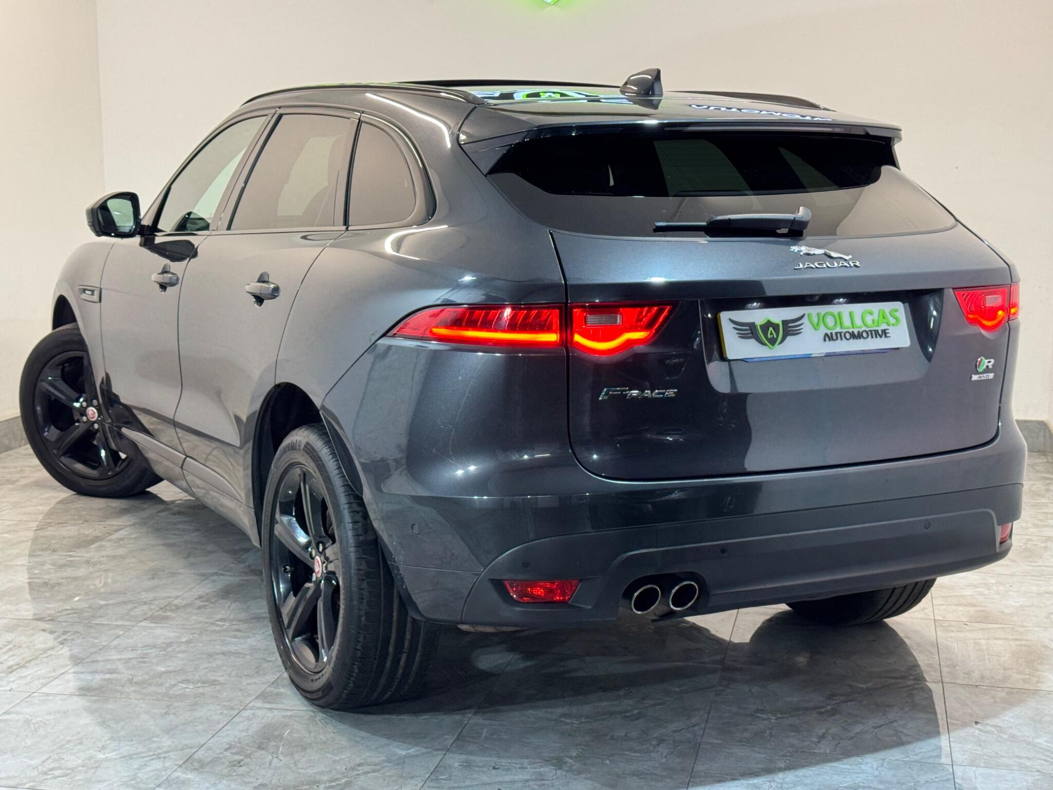 Jaguar F-Pace view 16