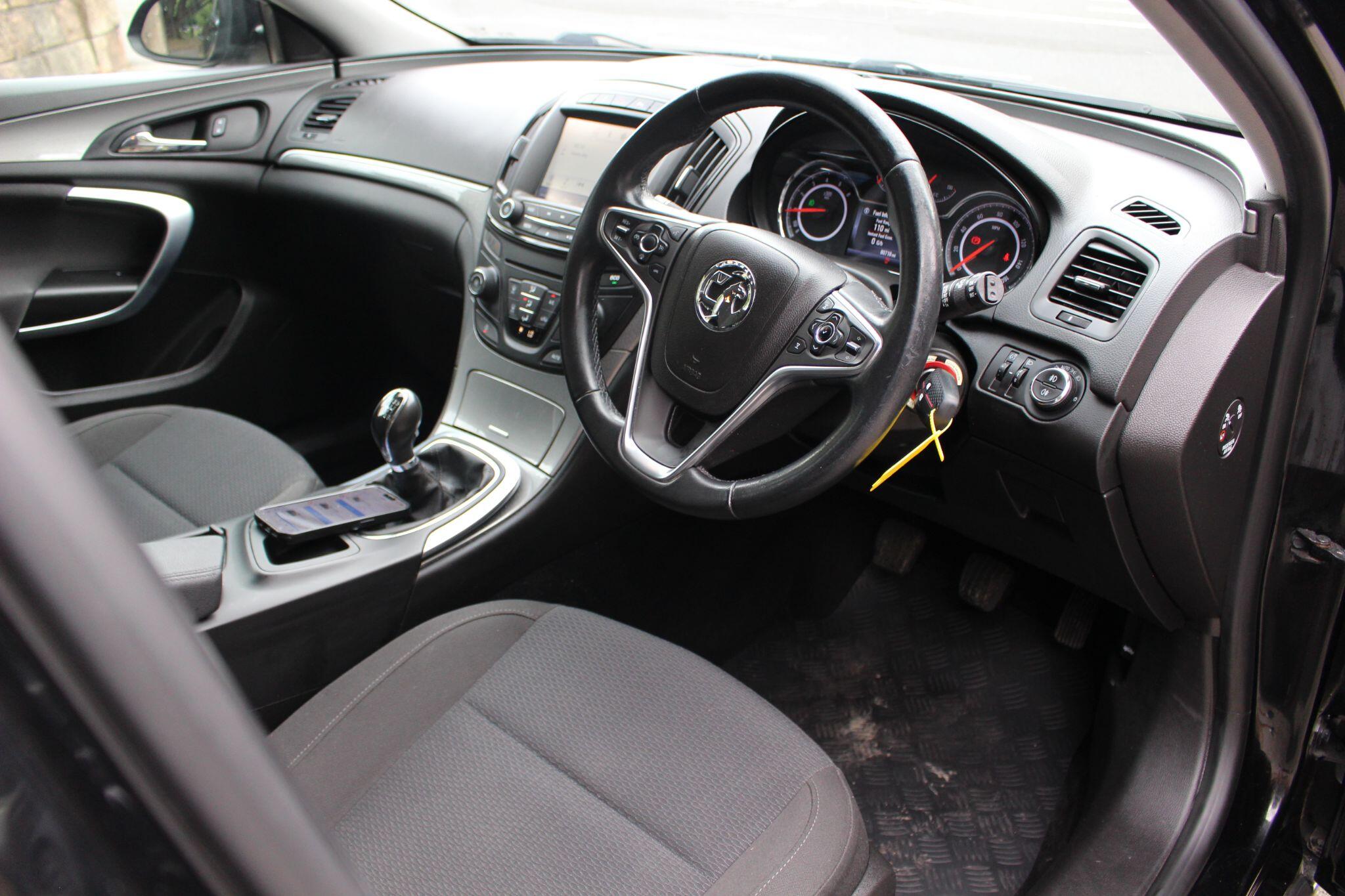 Vauxhall Insignia view 31