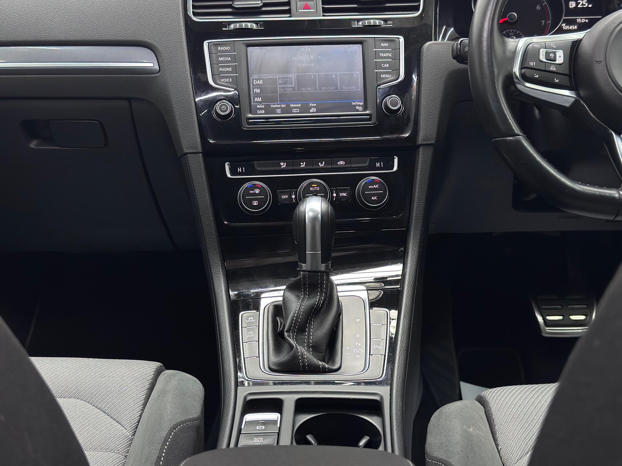 Volkswagen Golf view 39