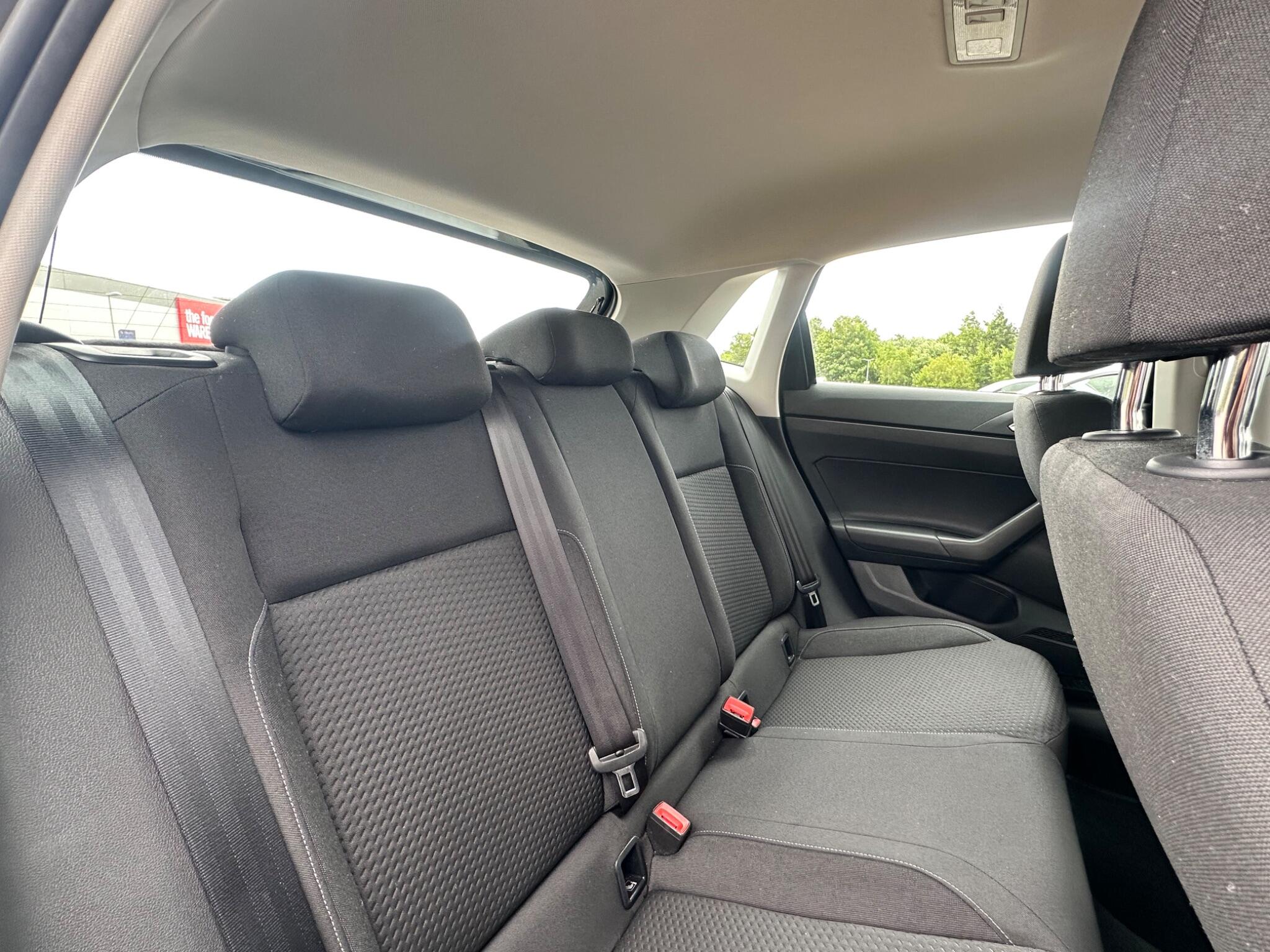 Volkswagen Polo view 31
