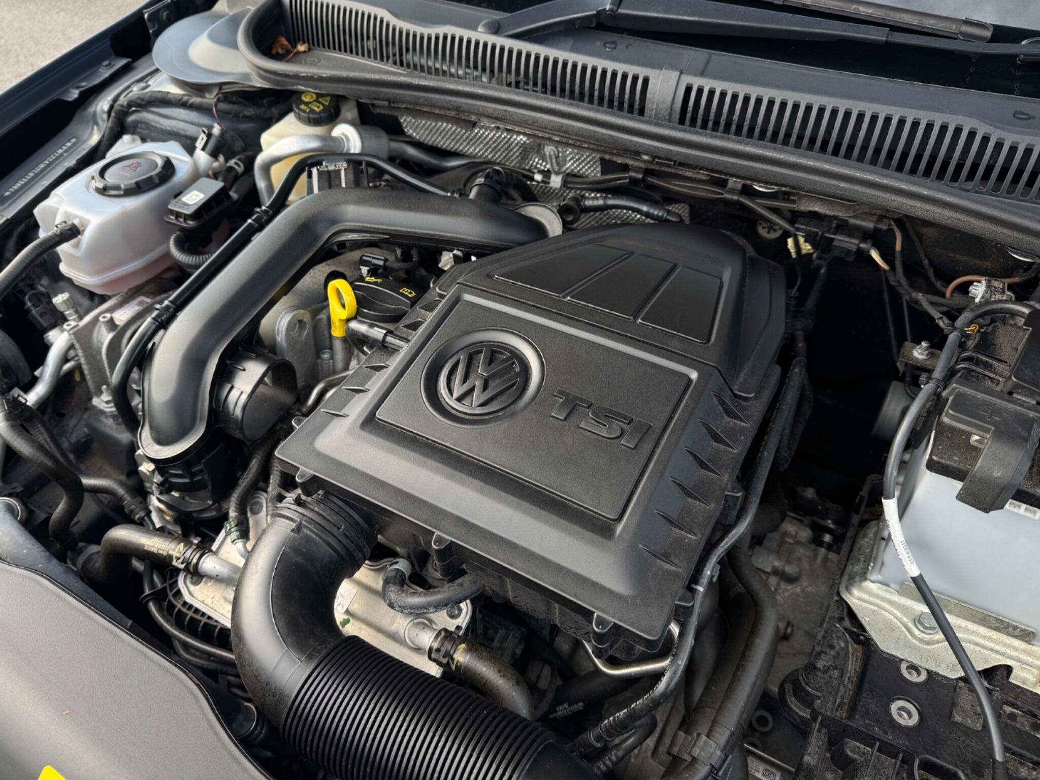 Volkswagen Polo view 51