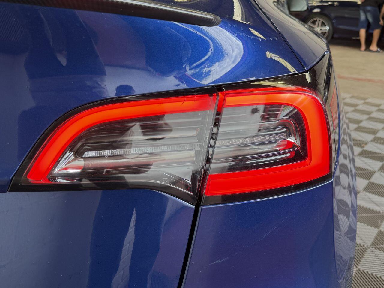 Tesla Model Y view 29