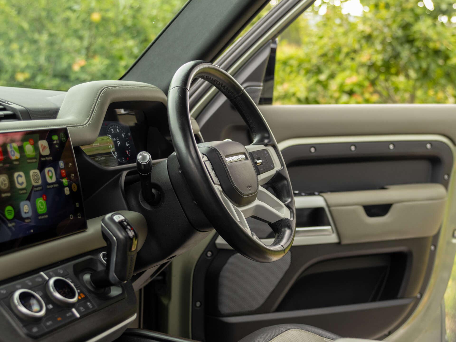 Land Rover Defender view 8