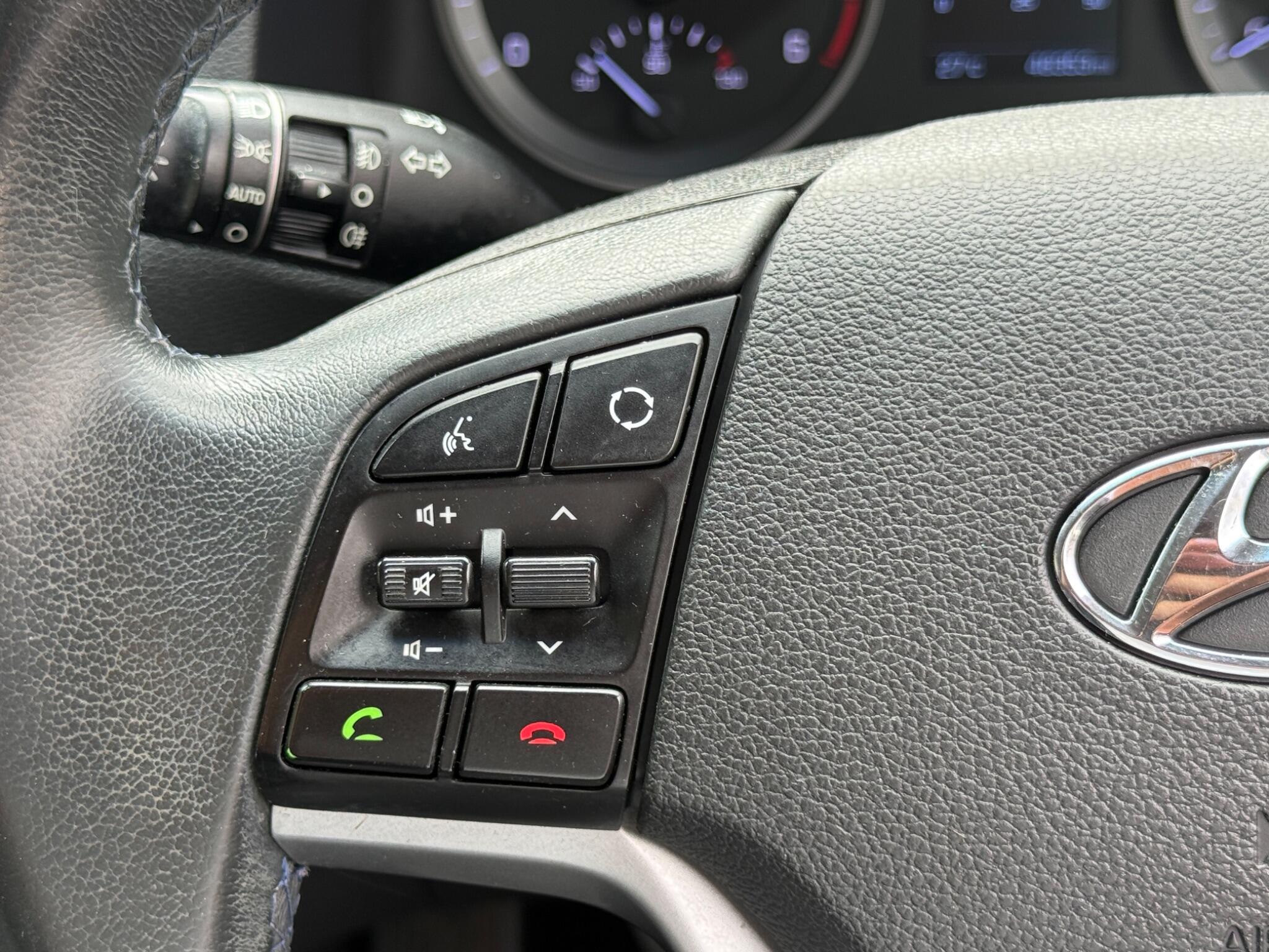 Hyundai TUCSON - Image 63