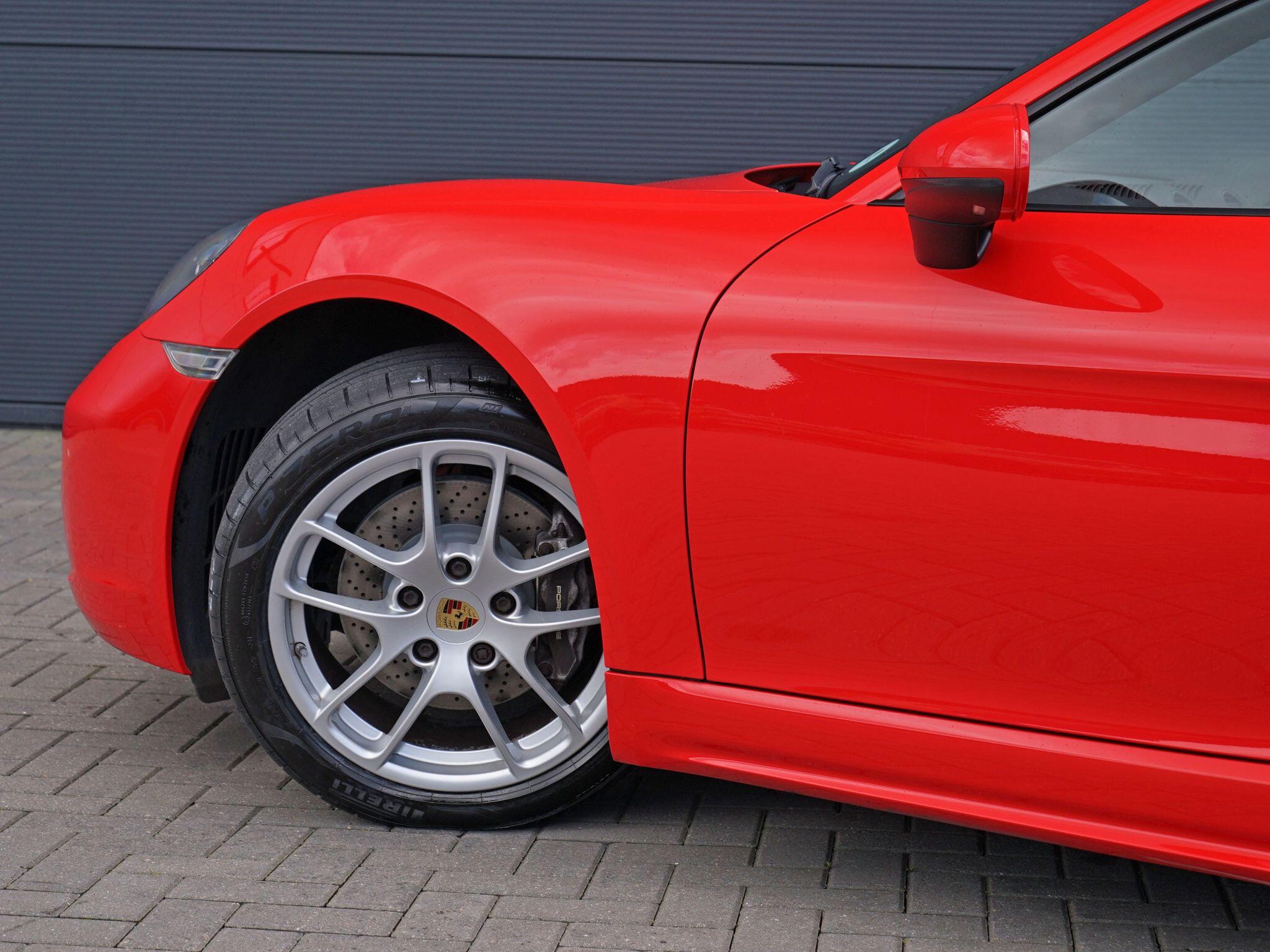 Porsche Cayman view 69