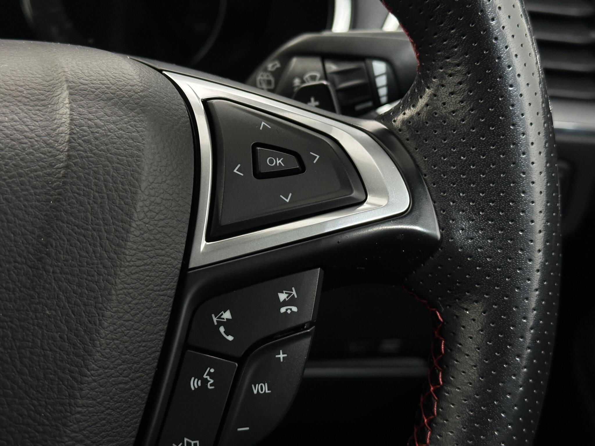 Ford S-Max view 16