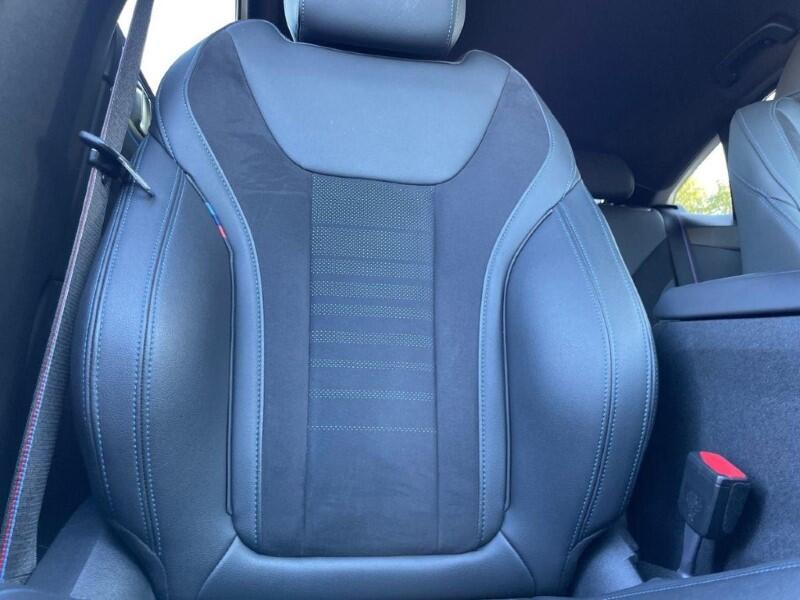 BMW i4 view 24