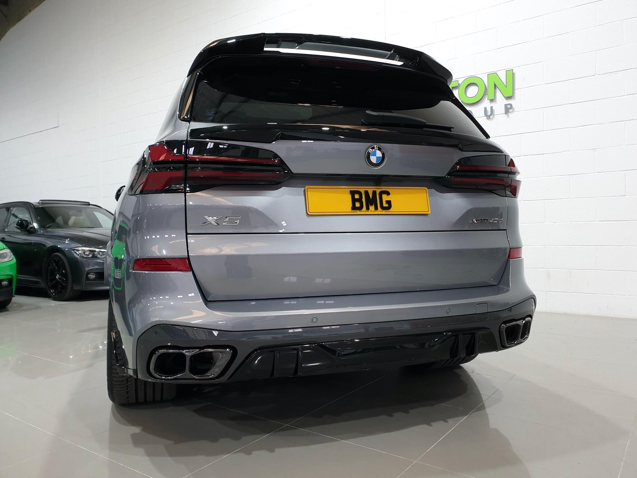 BMW X5 view 30