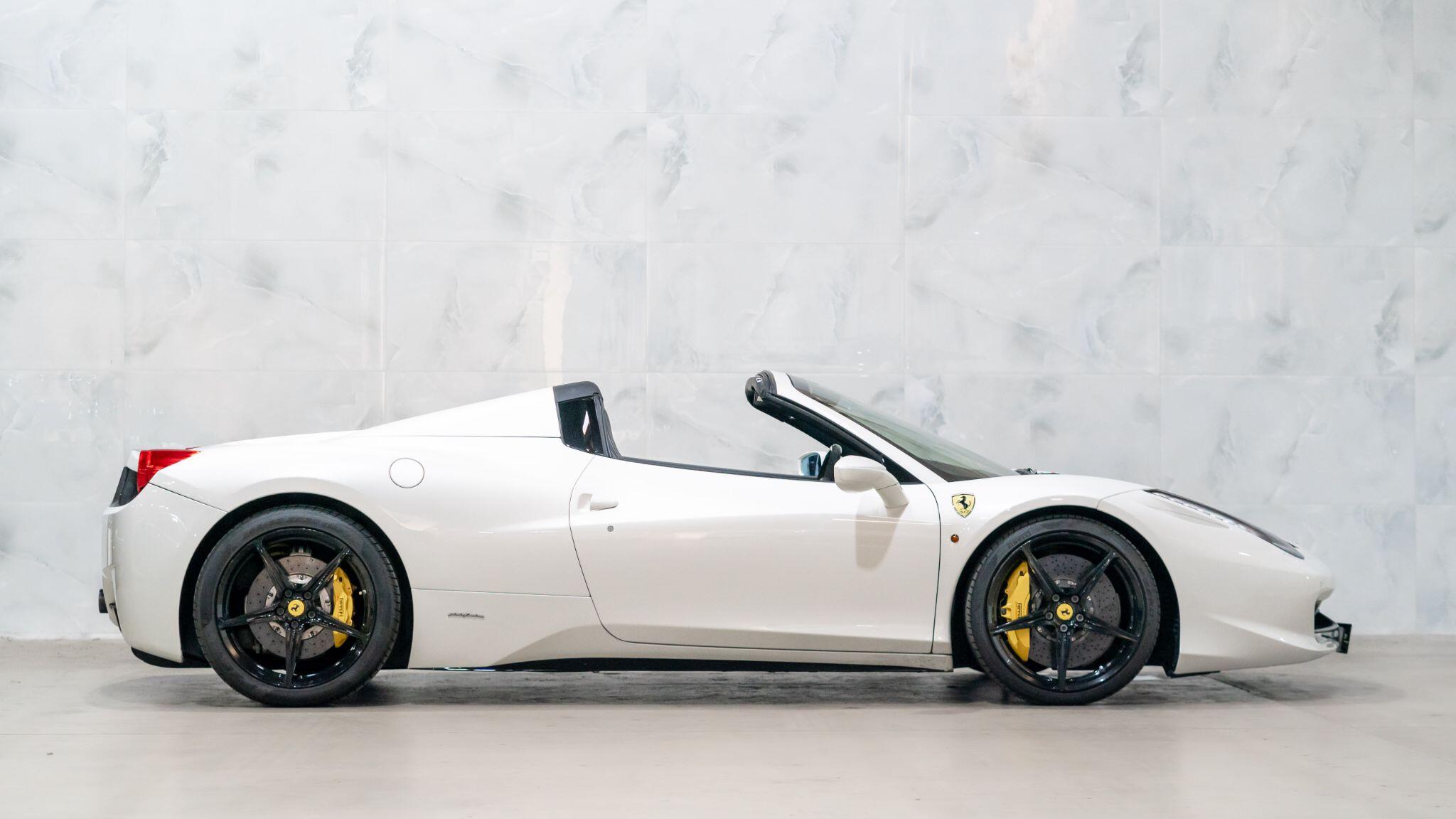 Ferrari 458 view 8
